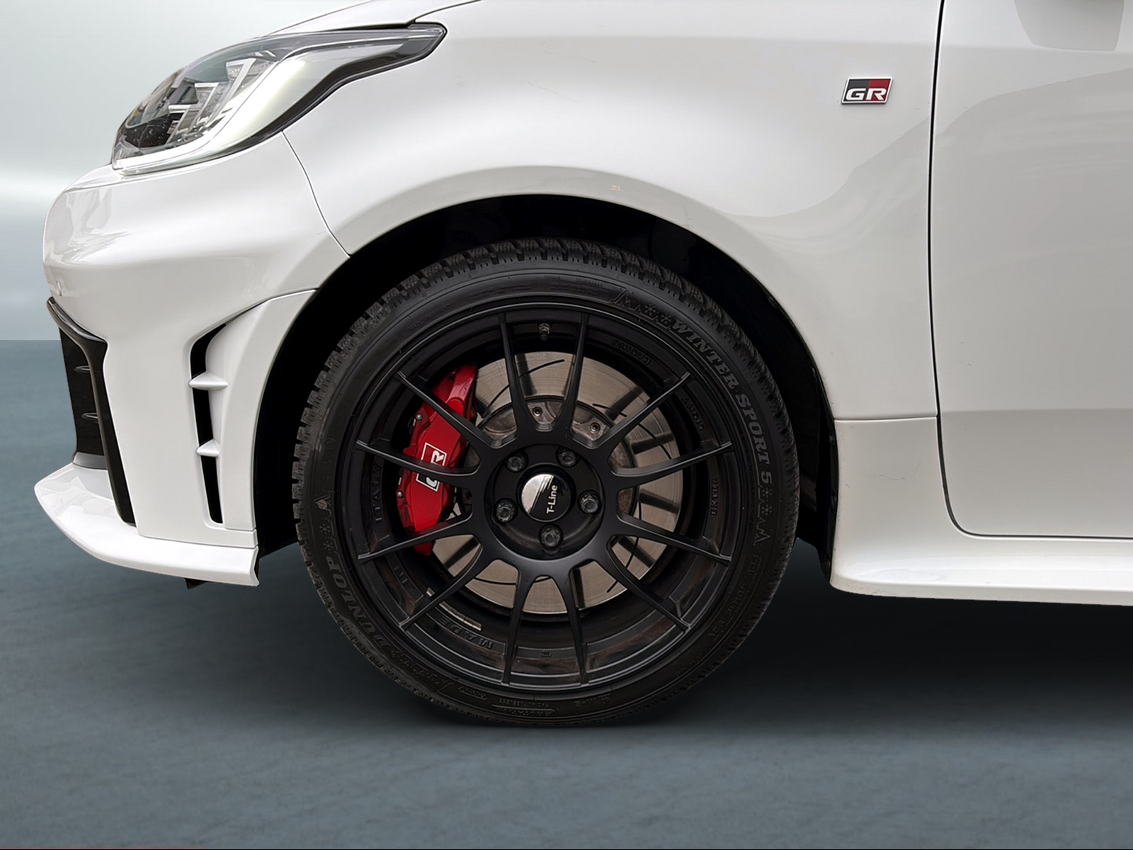 TOYOTA Yaris 1.6 GR Sport A-image-6