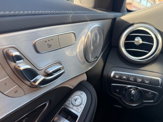 MERCEDES-BENZ C 63 S AMG Speedshift-image-12
