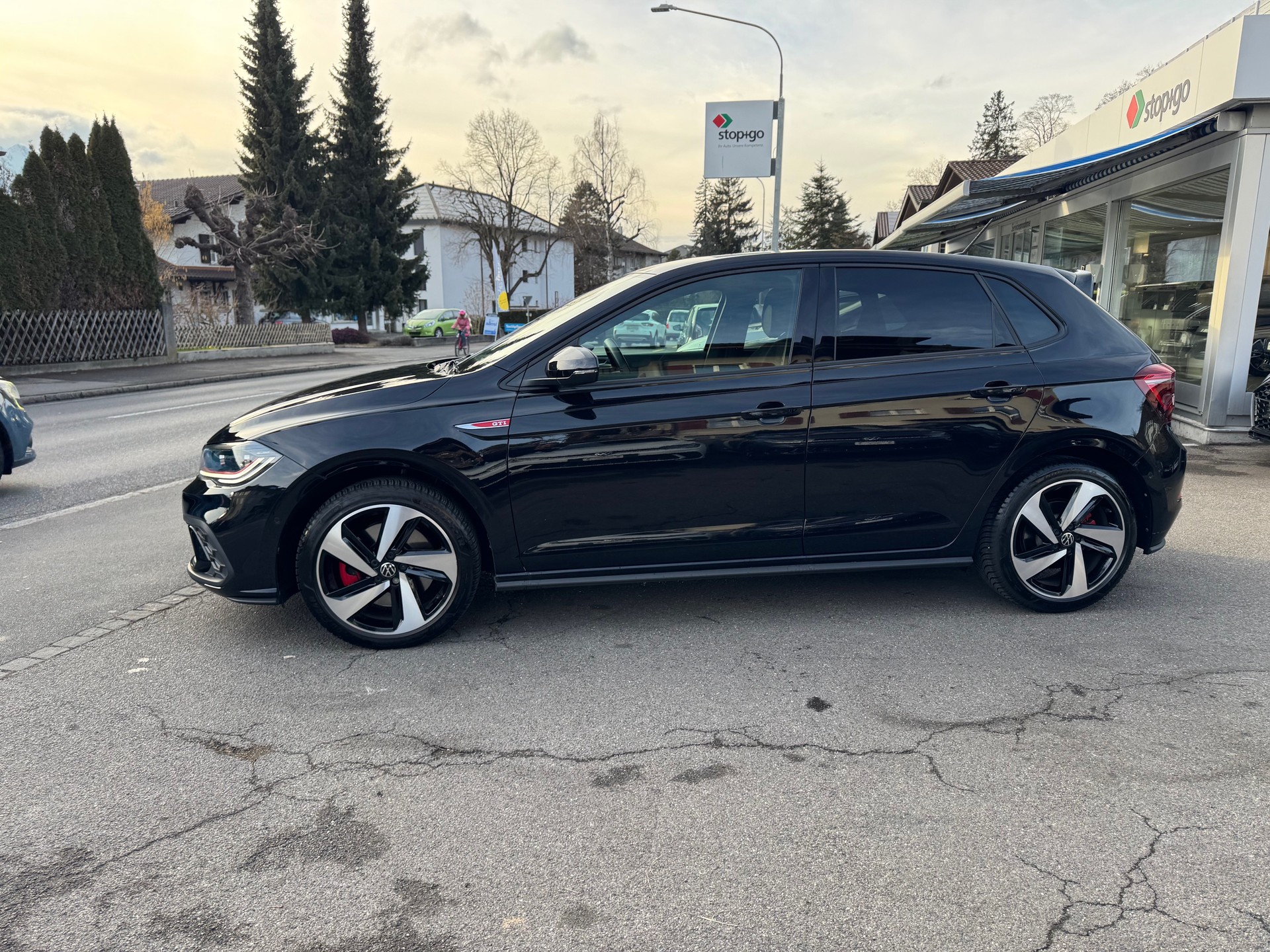 VW Polo 2.0 TSI GTI DSG-image-10