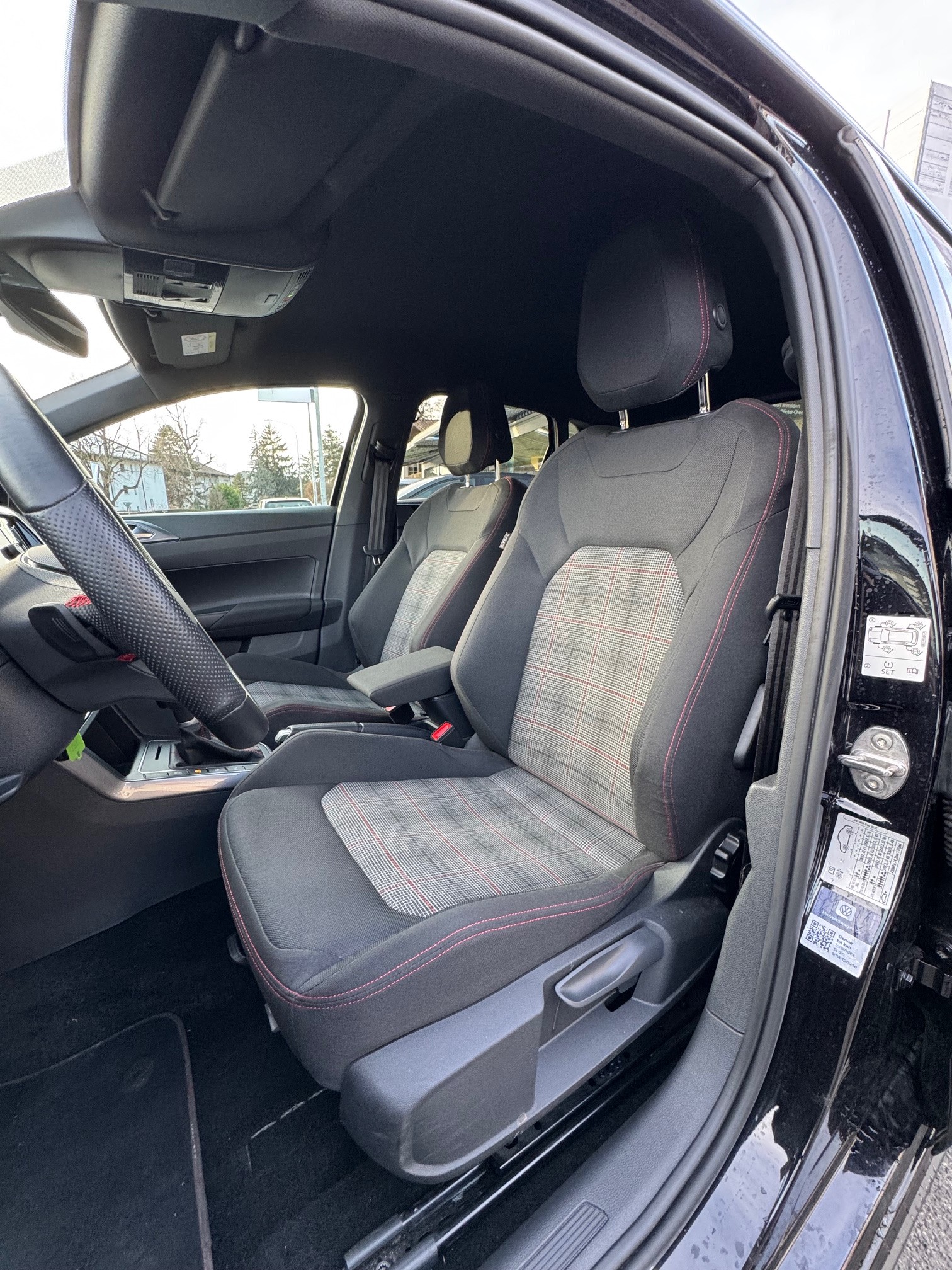 VW Polo 2.0 TSI GTI DSG-image-30