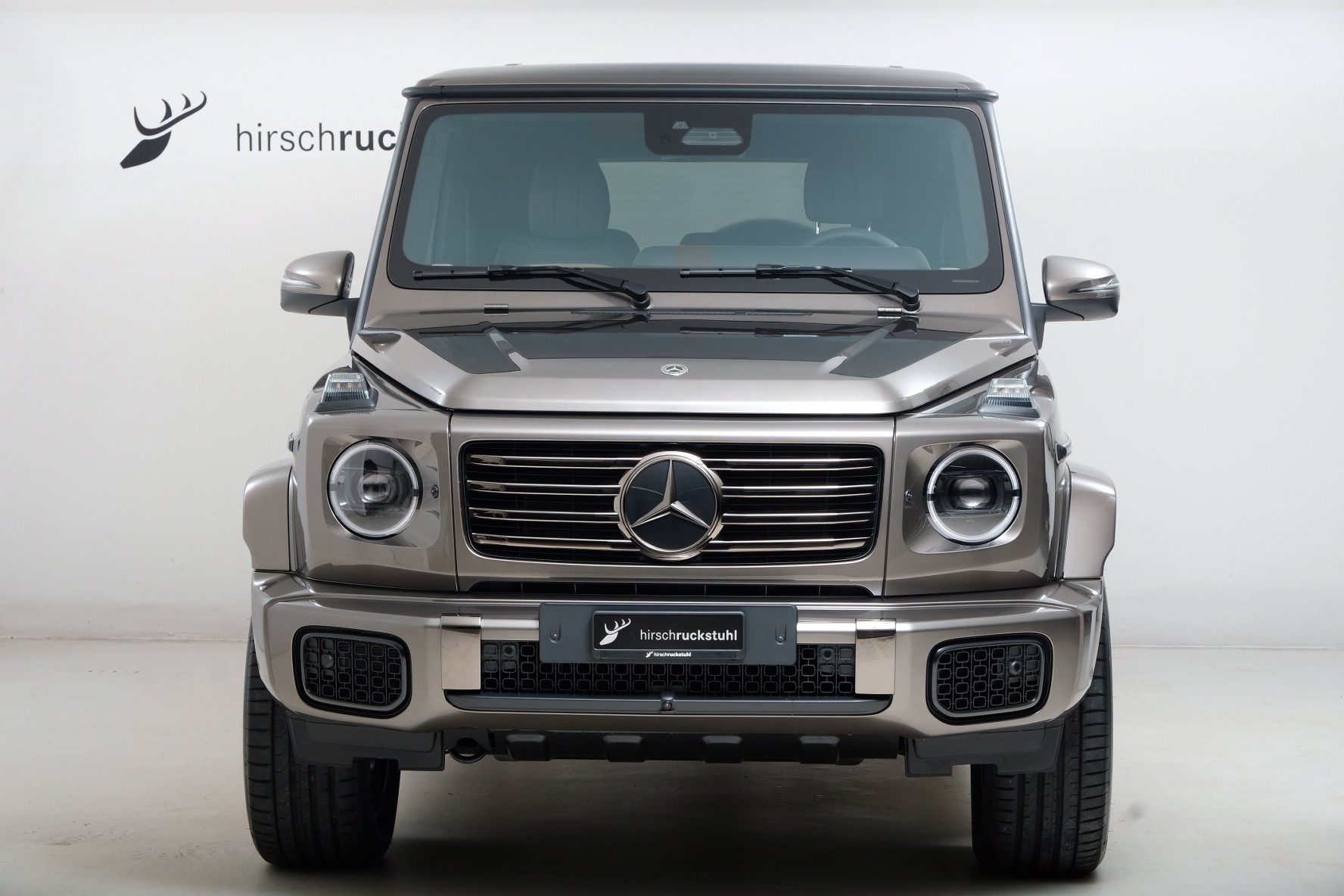 MERCEDES-BENZ G 500 9G-Tronic-showroom-element-1