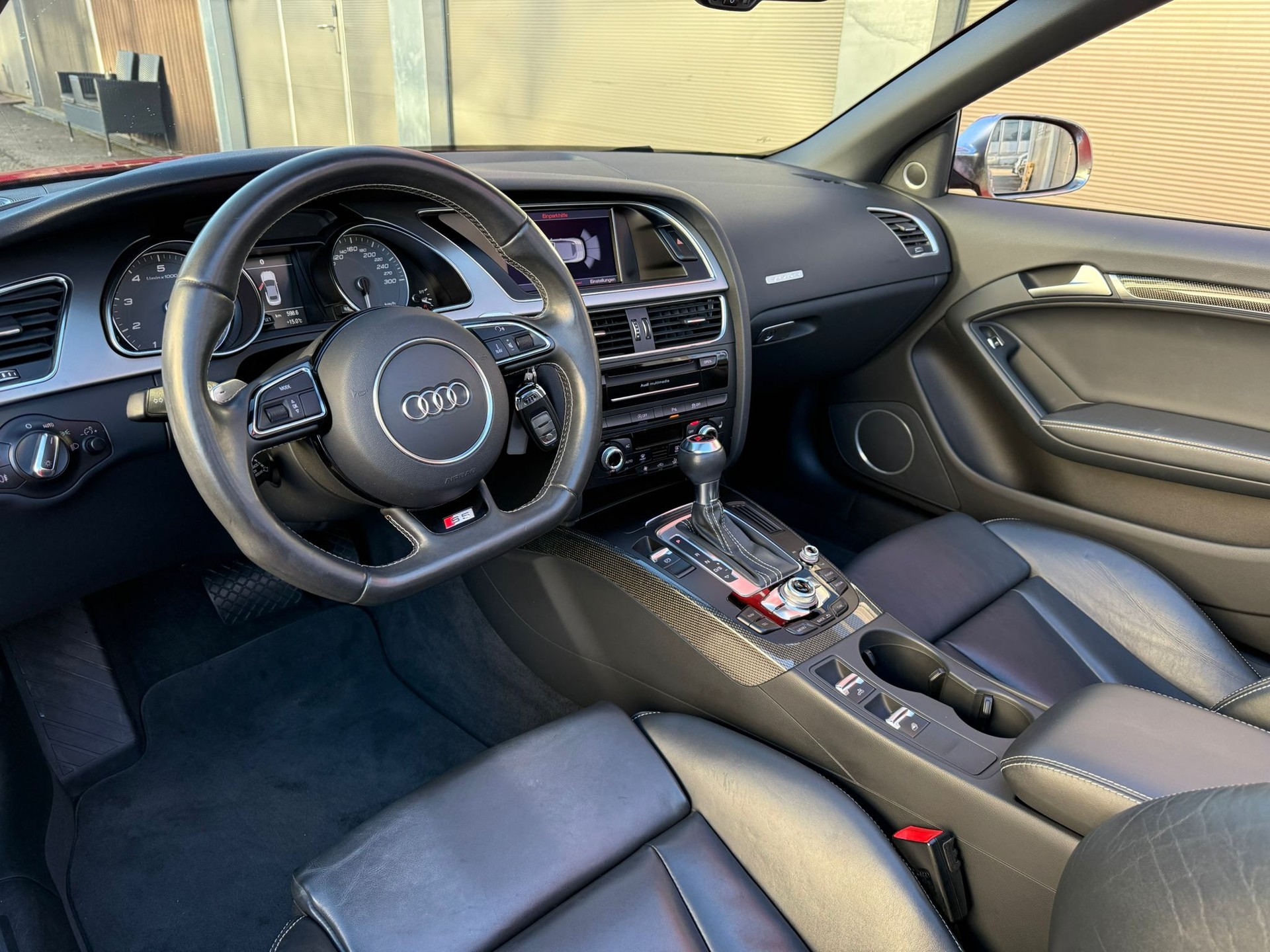 AUDI S5 Cabrio 3.0 TFSI quattro S-tronic-image-10