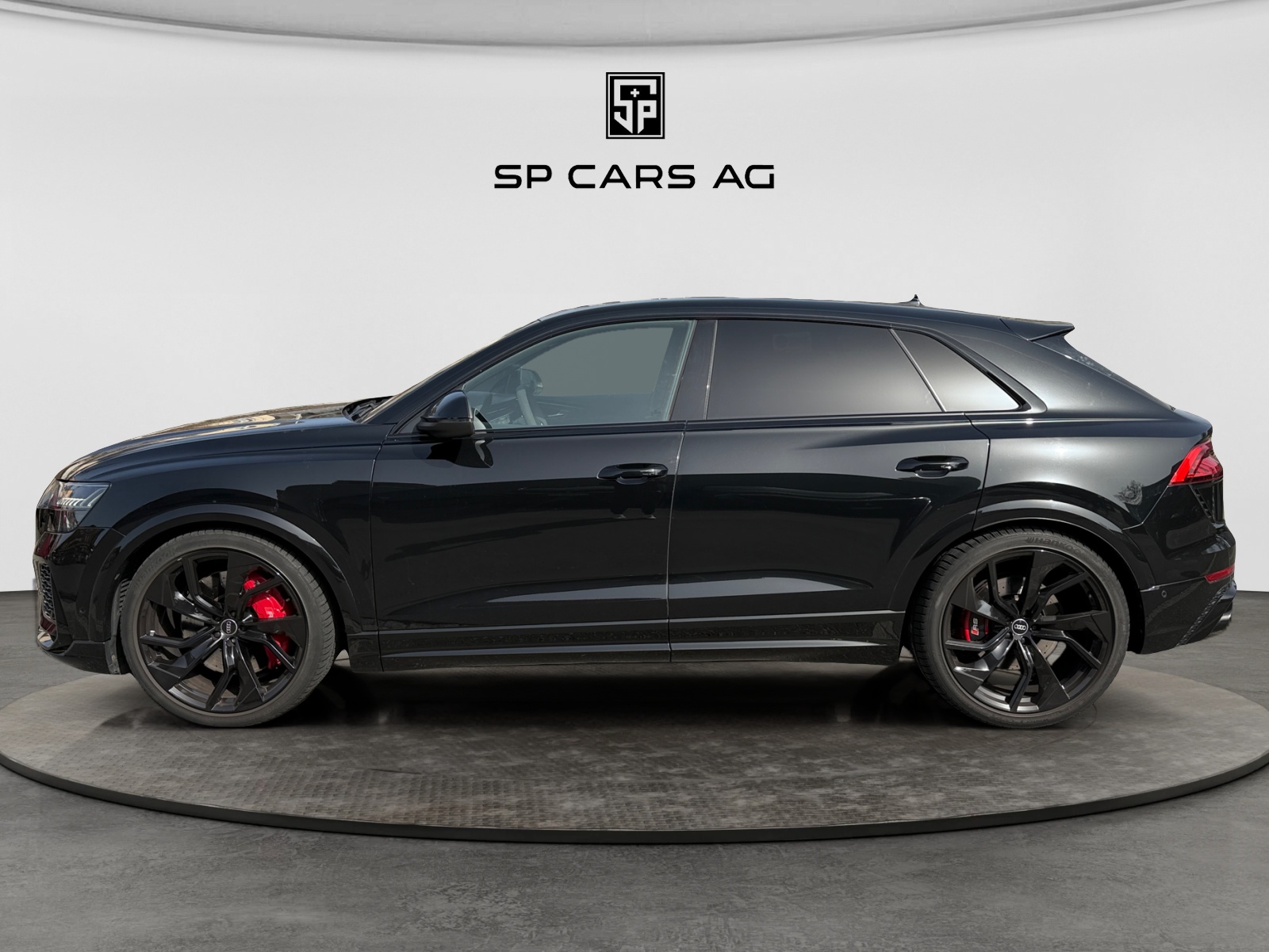 AUDI RSQ8 quattro tiptronic-showroom-element-1