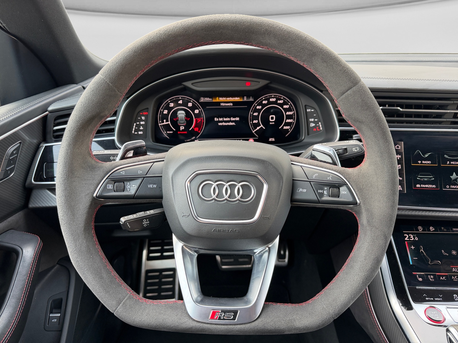 AUDI RSQ8 quattro tiptronic-image-12