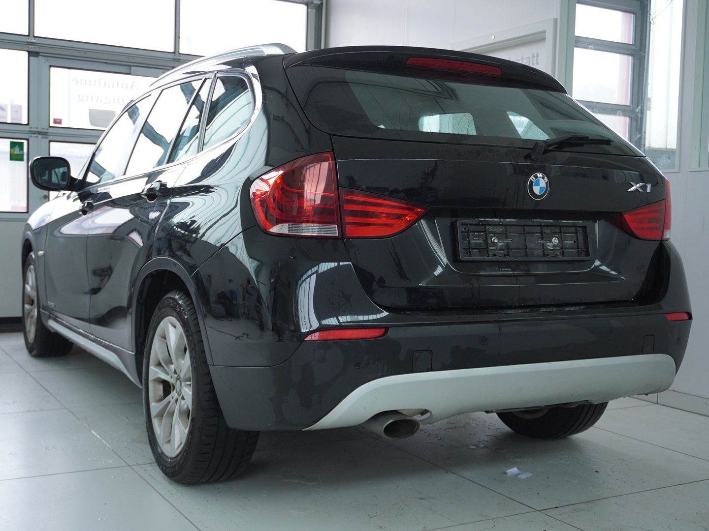 BMW X1 xDrive 23d Steptronic-image-1