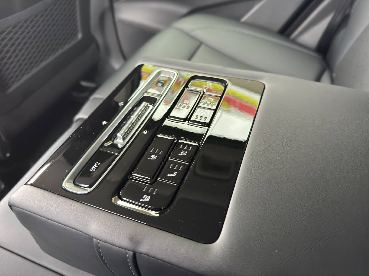 BAIC X75 1.5 Premium-image-11