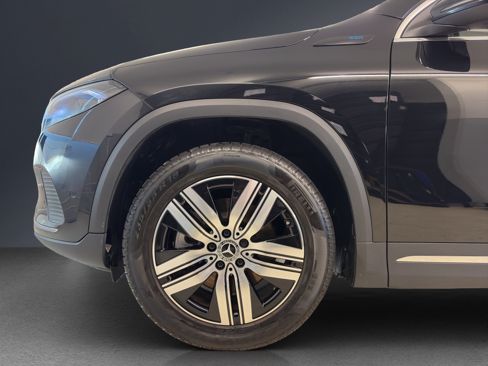 MERCEDES-BENZ EQA 250-image-5
