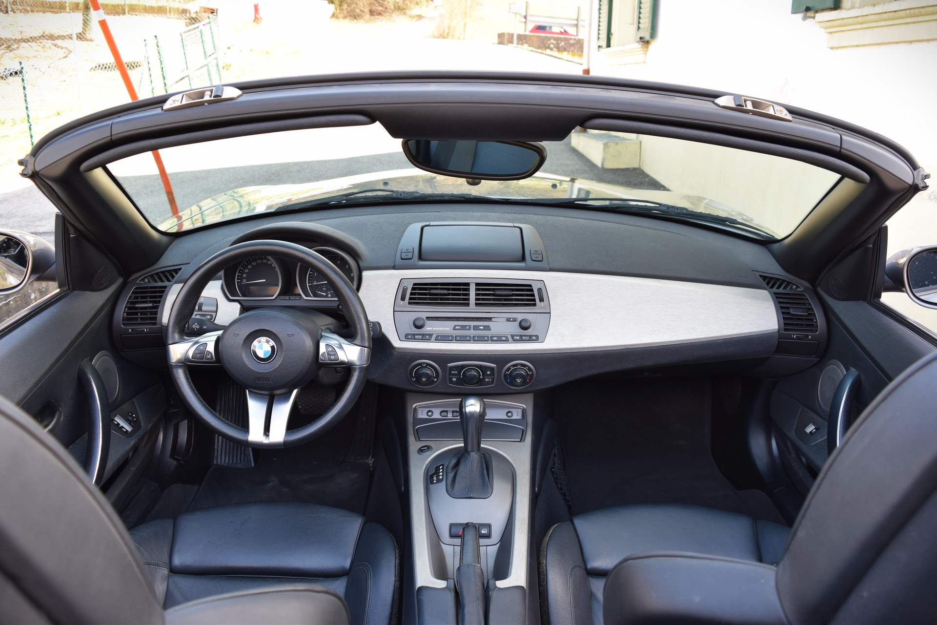 BMW Z4 3.0i Roadster-image-1