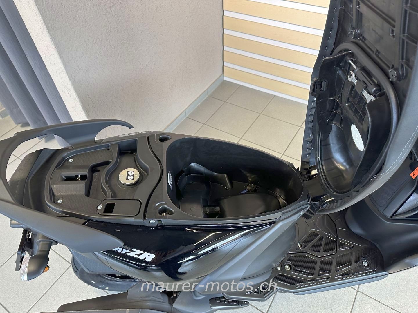 YAMAHA RAYZR 125-image-3