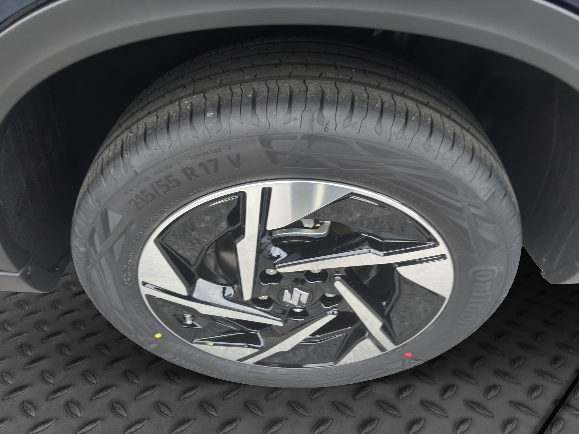 SUZUKI Vitara 1.5 Hybrid Compact Top 4x4 AGS-image-15