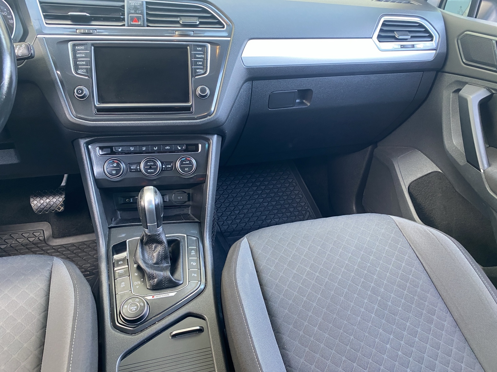 VW Tiguan 2.0 TDI SCR Highline4Motion 4x4 Automat DSG 2.0 Diesel 150PS-image-12