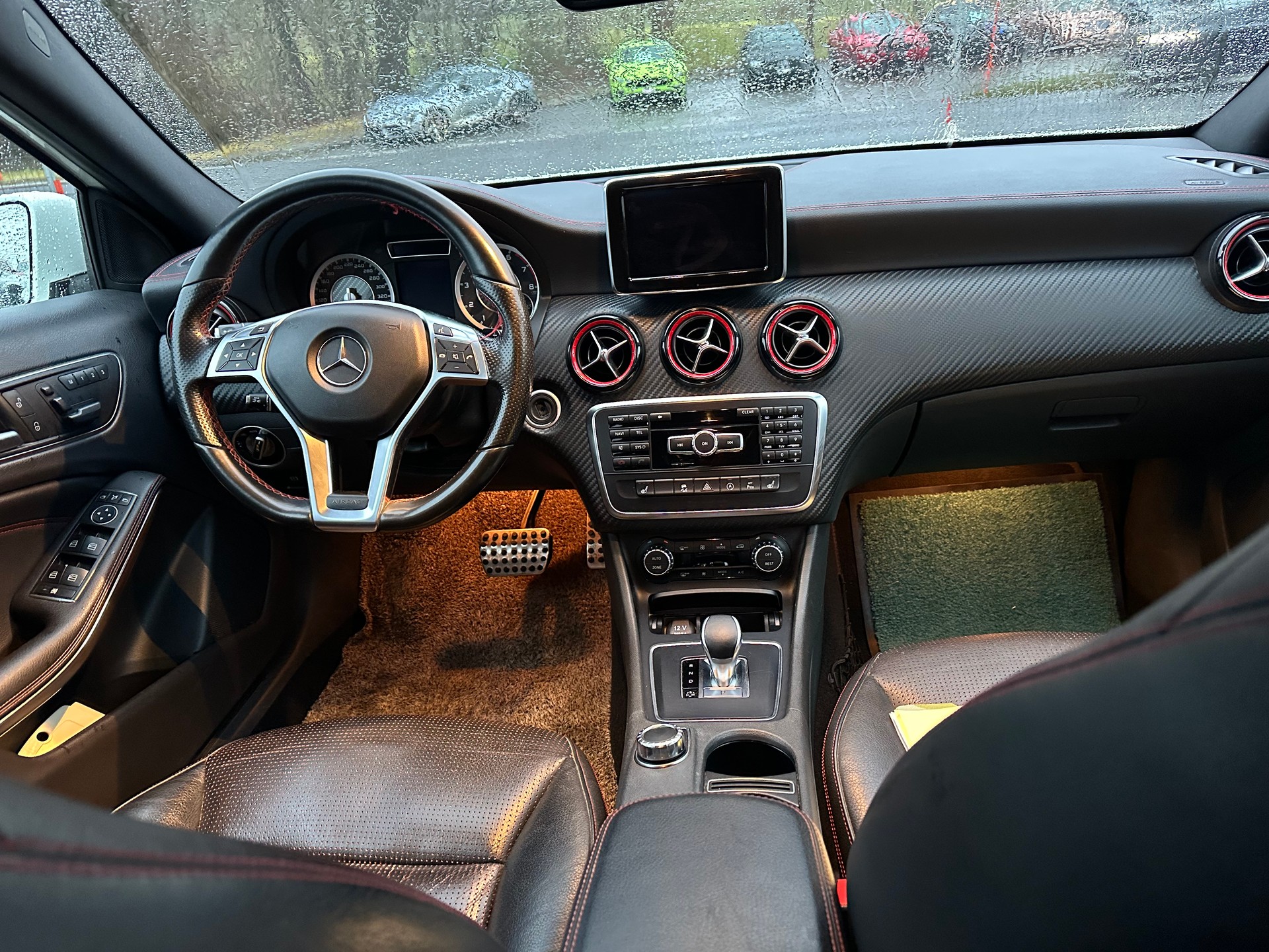 MERCEDES-BENZ A 45 AMG 4Matic Speedshift 7G-DCT-image-12