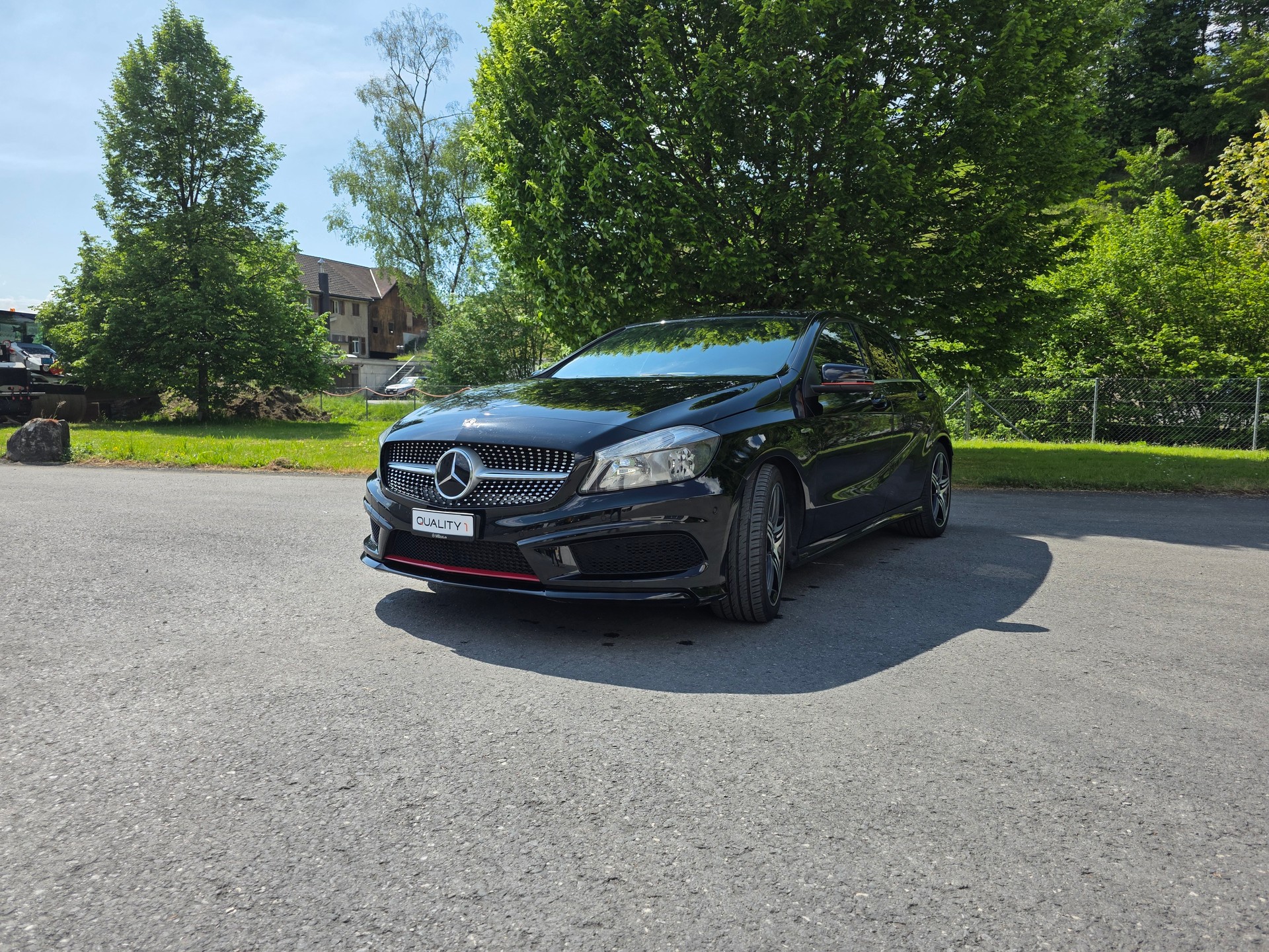 MERCEDES-BENZ A 250 Sport 4Matic 7G-DCT-showroom-element-3