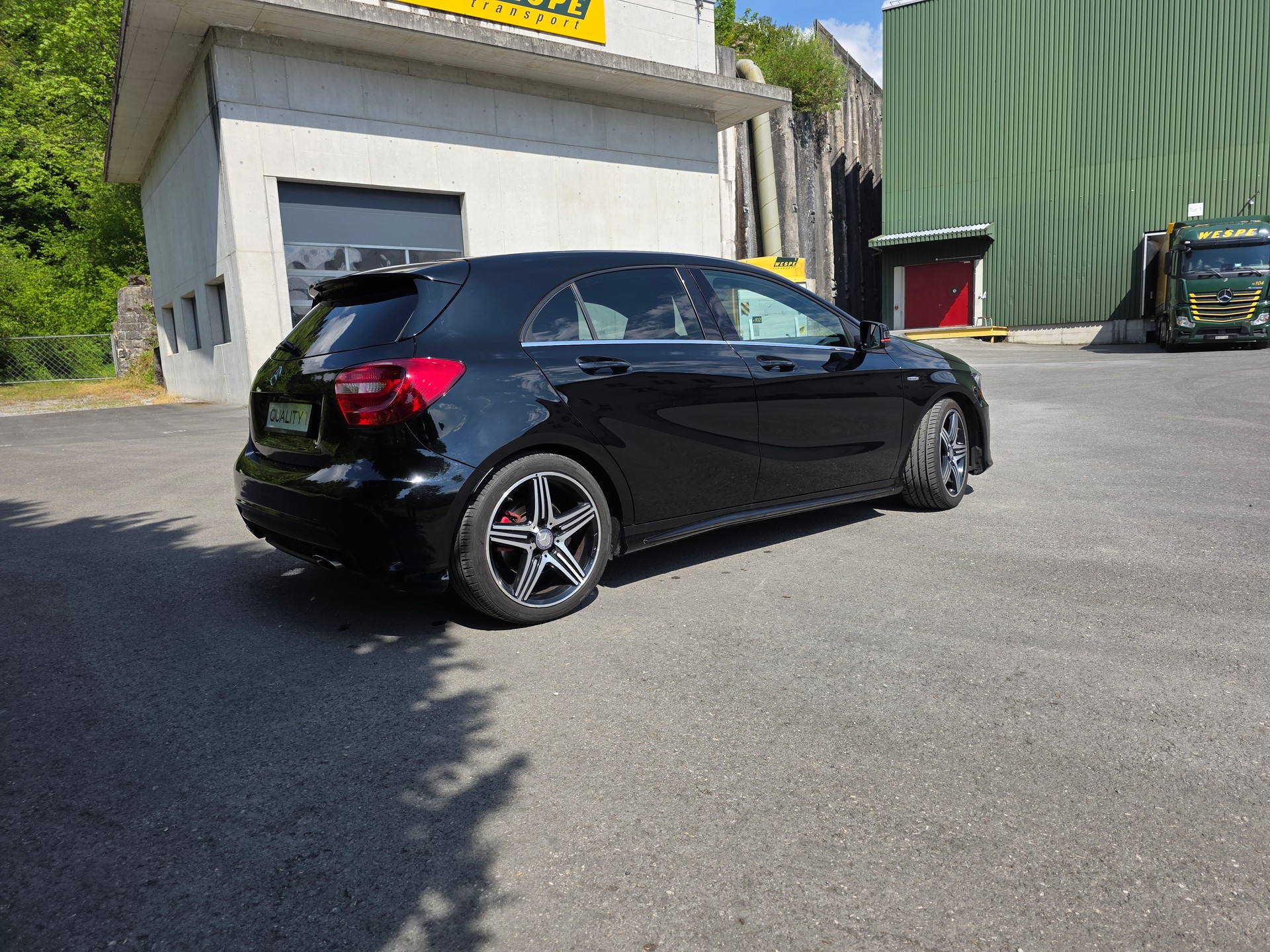 MERCEDES-BENZ A 250 Sport 4Matic 7G-DCT-image-13