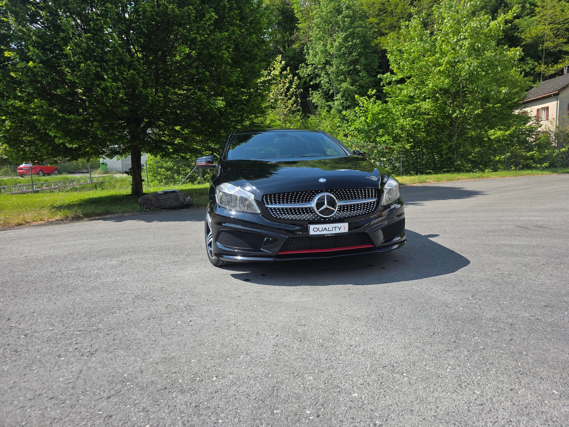 MERCEDES-BENZ A 250 Sport 4Matic 7G-DCT-showroom-element-1