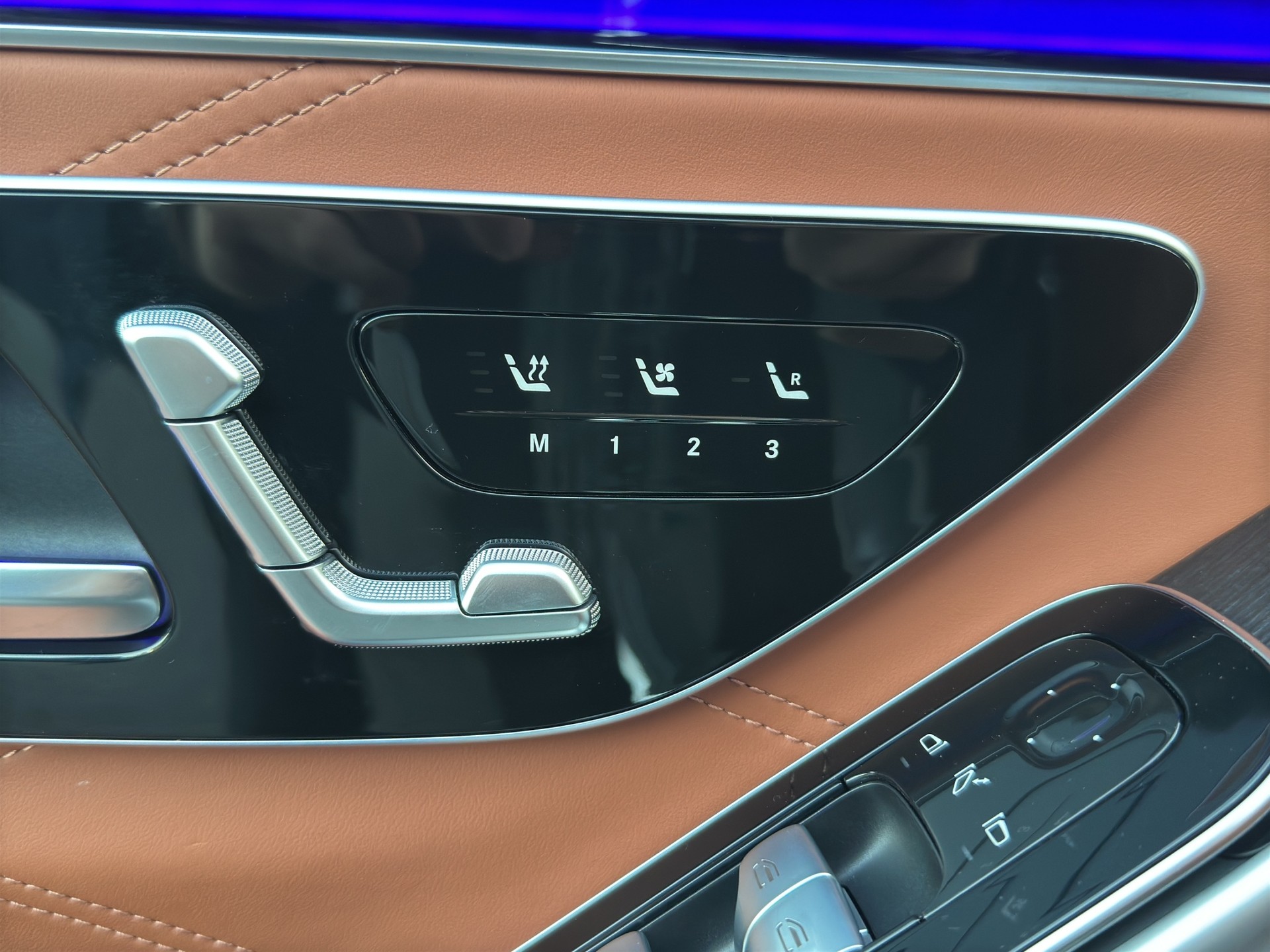 MERCEDES-BENZ S 63 AMG E Performance 4Matic 4x4 MODELL 2024-image-21