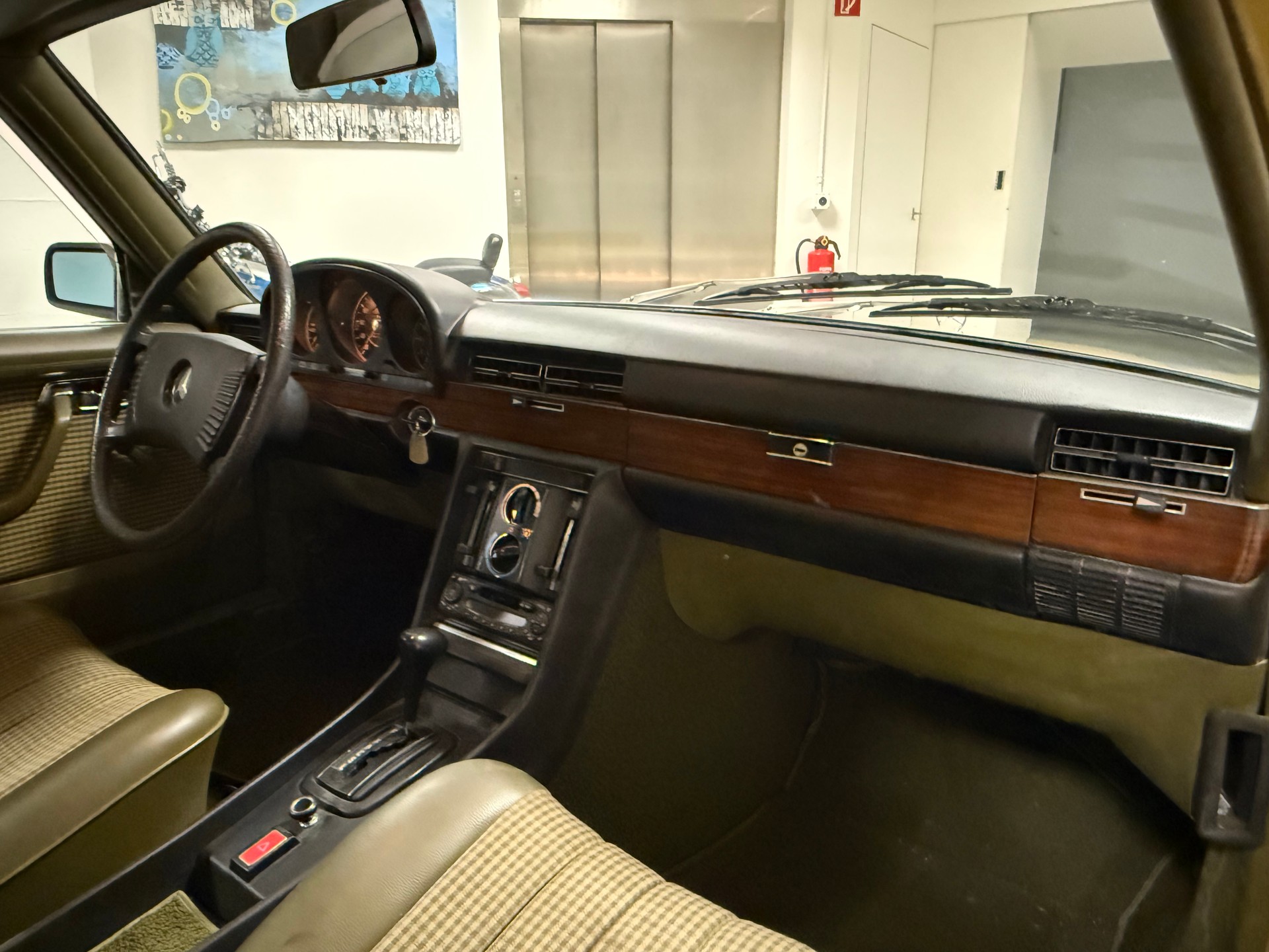 MERCEDES-BENZ 350 SE-image-17