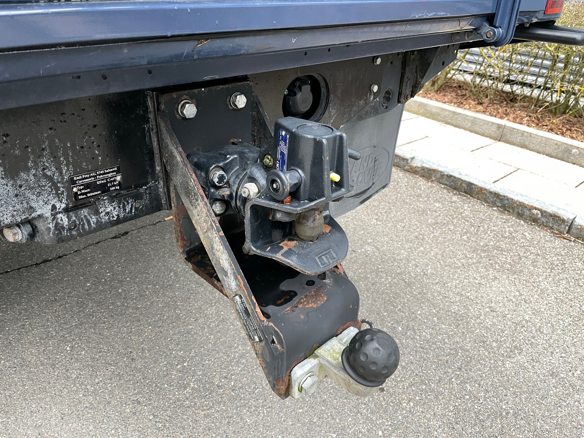 LAND ROVER Defender 110 2.4 Td4 High Capacity Pick Up-image-6