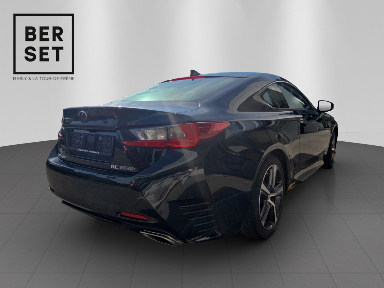LEXUS RC 300h Comfort-image-4