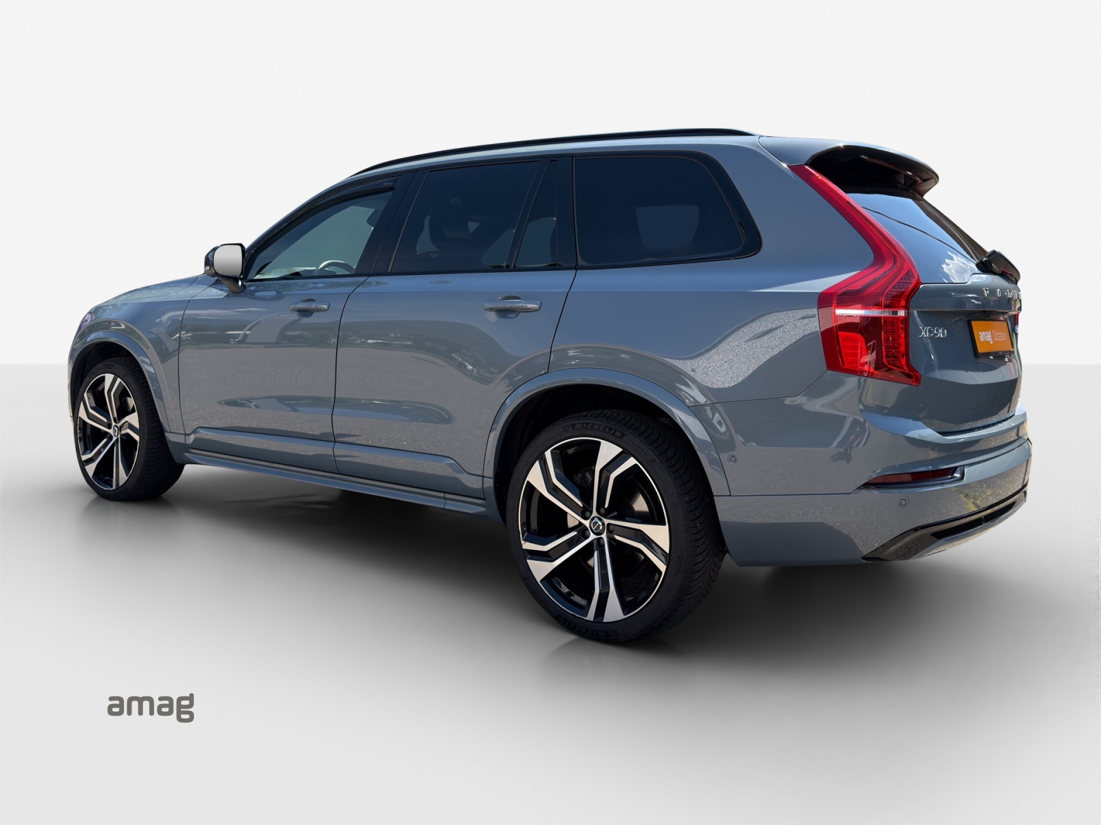 VOLVO XC90 B5 Diesel Mild Hybrid AWD Ultimate Dark Geartronic-showroom-element-2