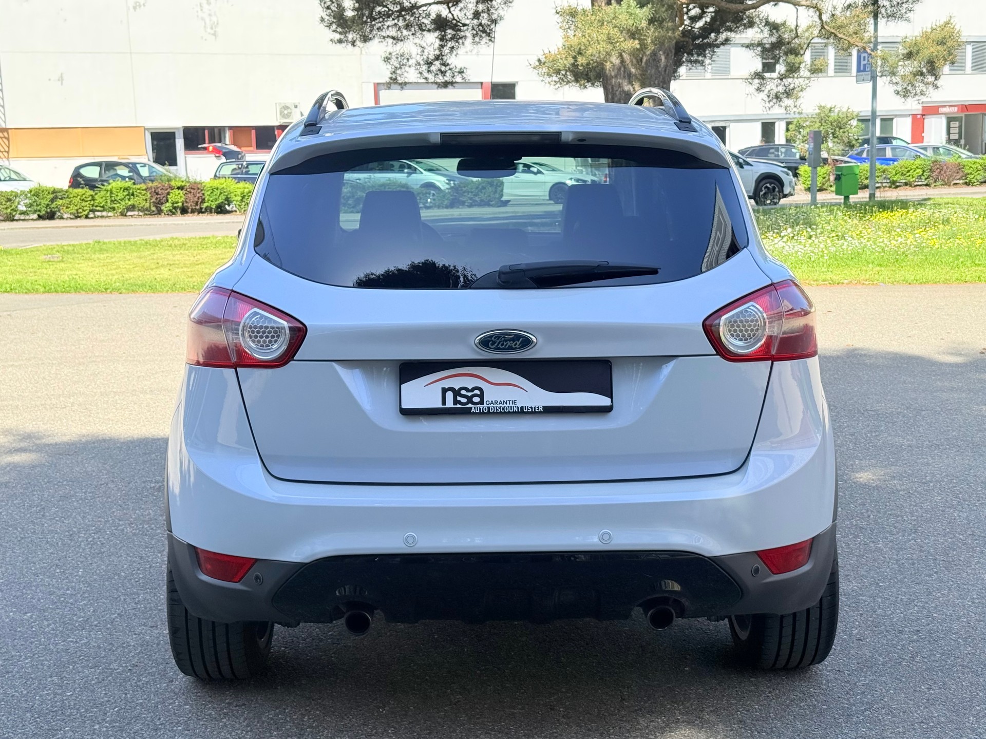 FORD Kuga 2.5 Turbo Titanium 4WD-image-4