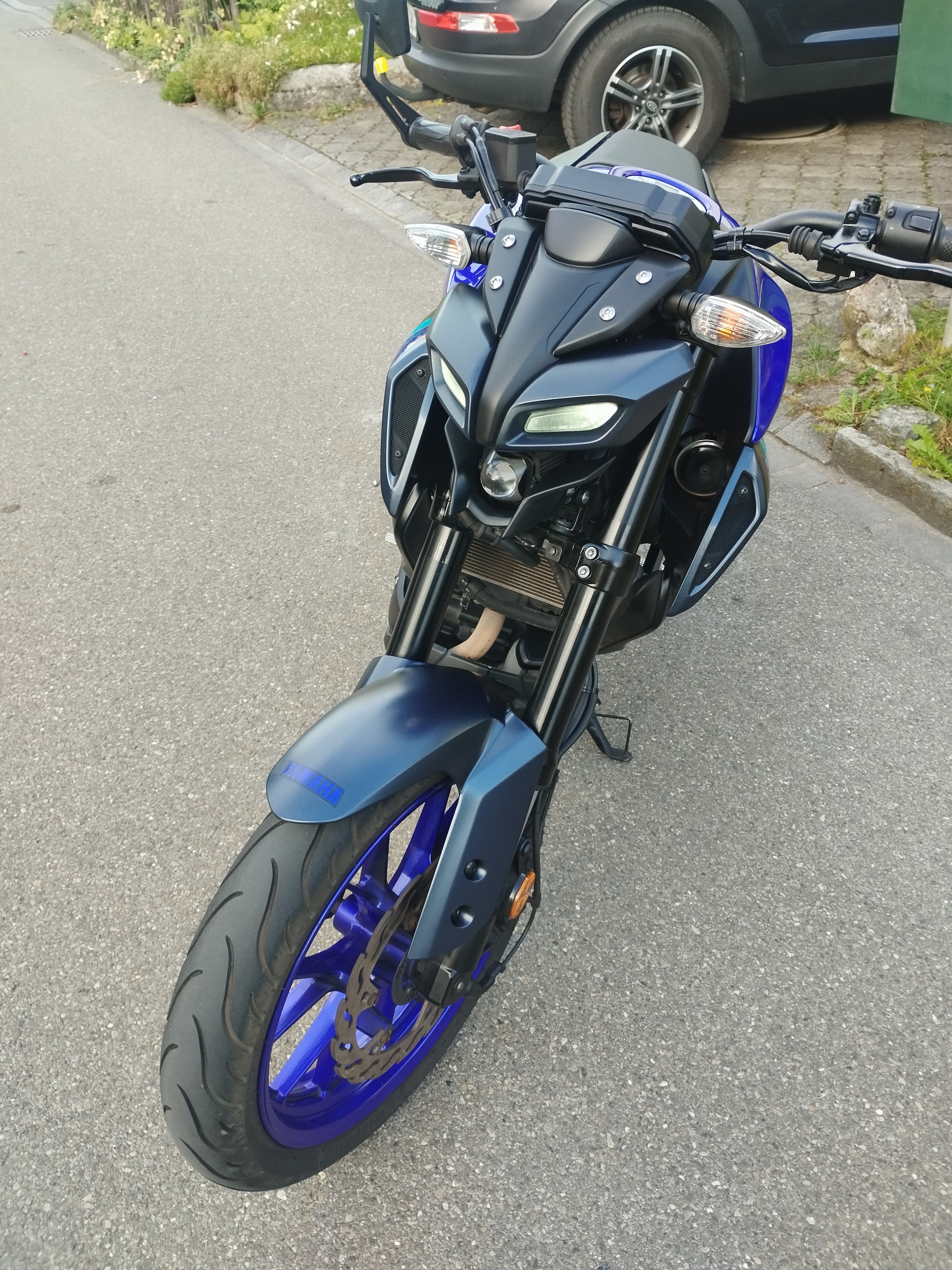 YAMAHA MT-125 ABS-image-2