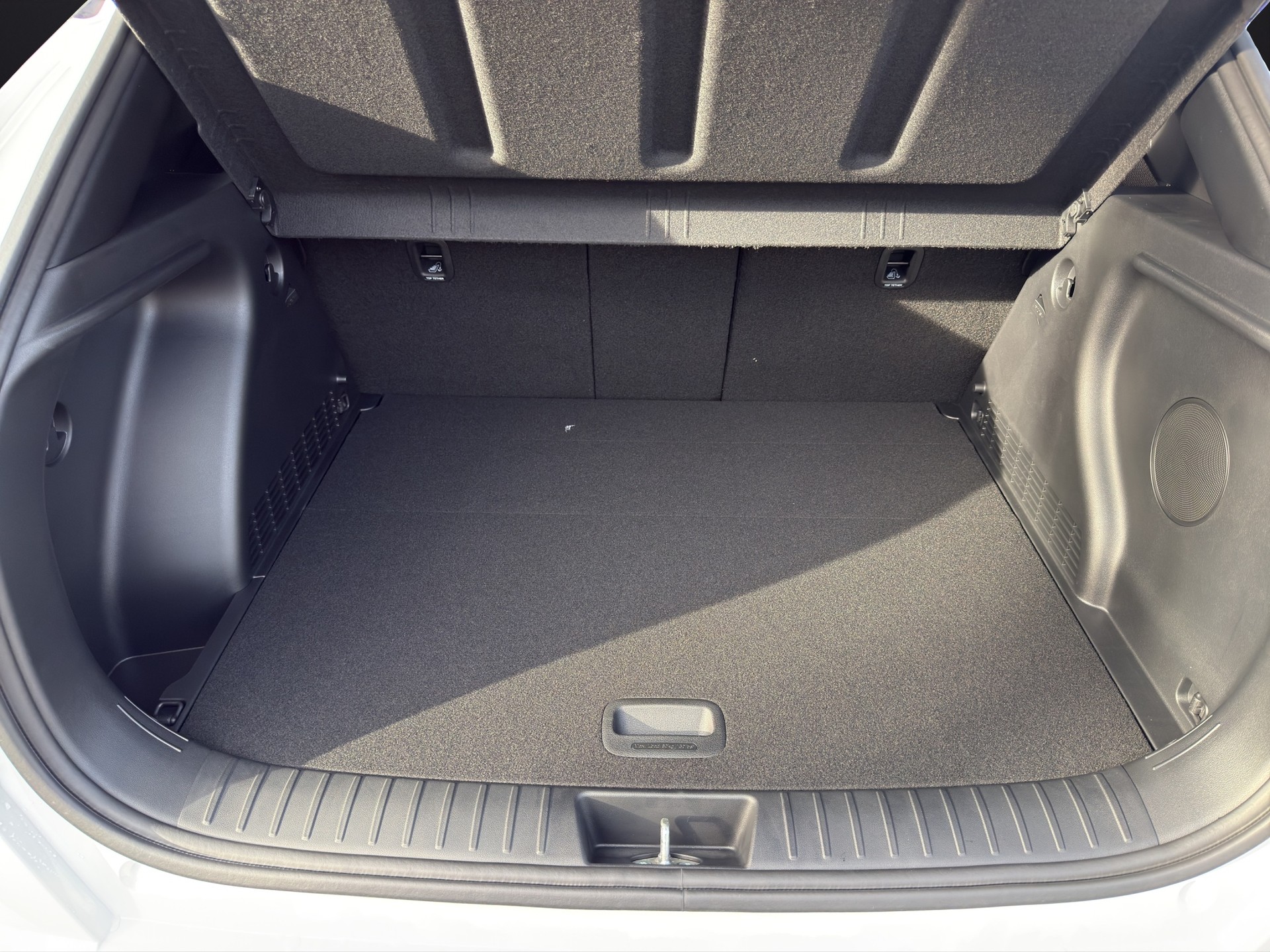HYUNDAI Kona 1.6 GDi HEV N Line DCT-image-16
