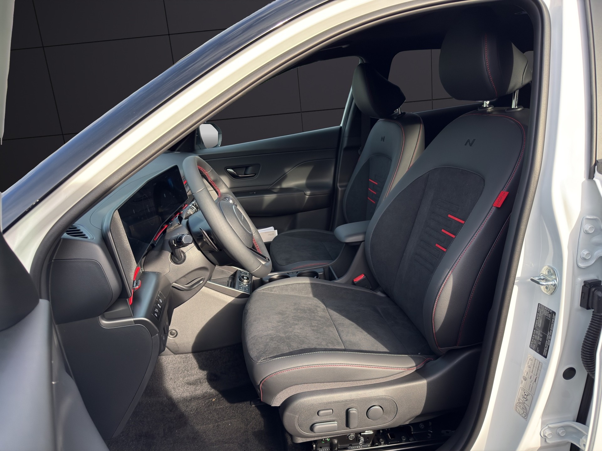 HYUNDAI Kona 1.6 GDi HEV N Line DCT-image-14