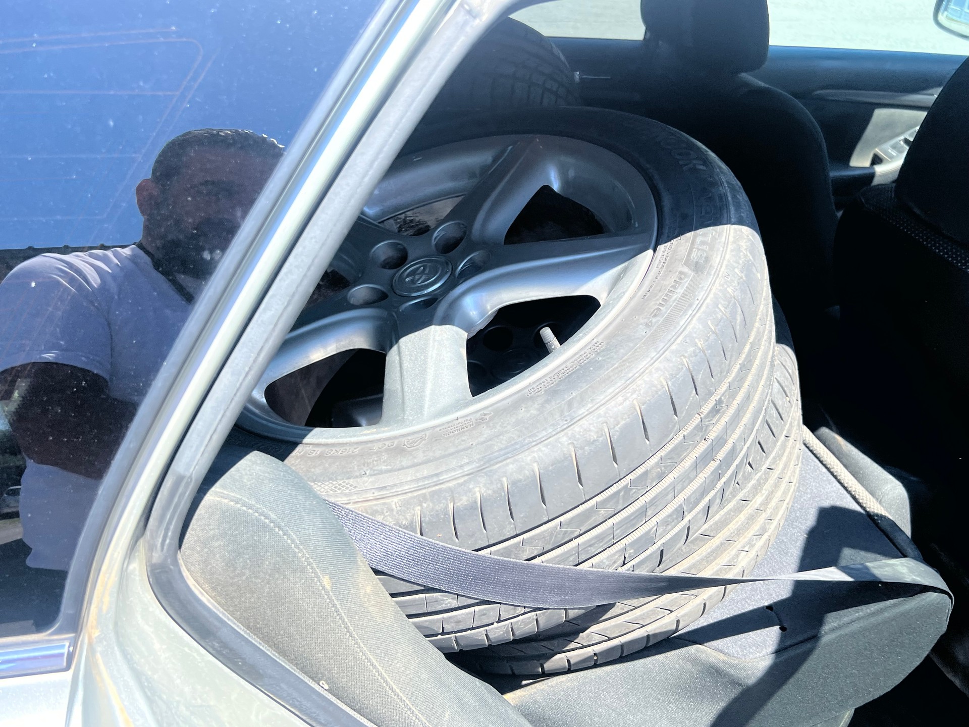 TOYOTA Avensis 2.2D-4 D CleanPower Linea Sol Sportswagon-image-4