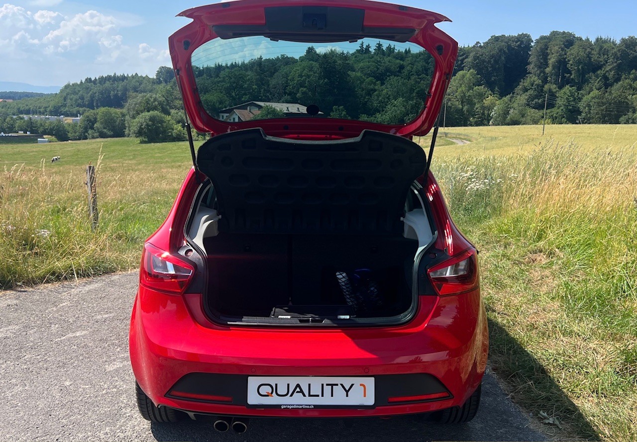 SEAT Ibiza 1.4 TSI FR Viva-image-15