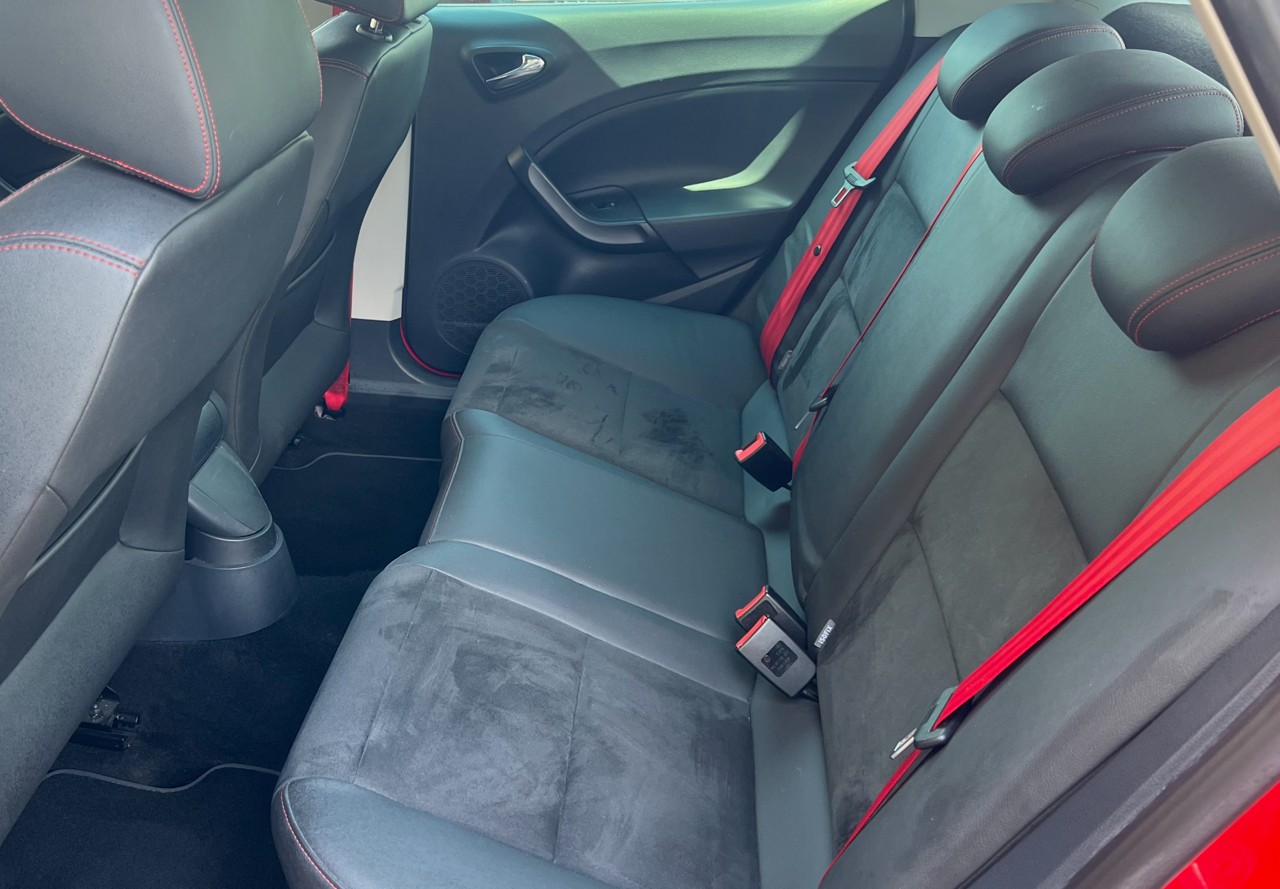 SEAT Ibiza 1.4 TSI FR Viva-image-8