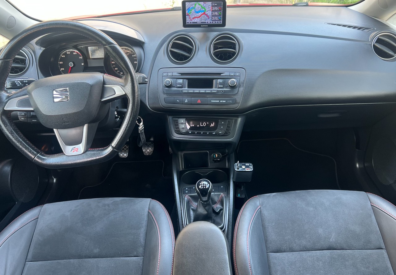 SEAT Ibiza 1.4 TSI FR Viva-image-9