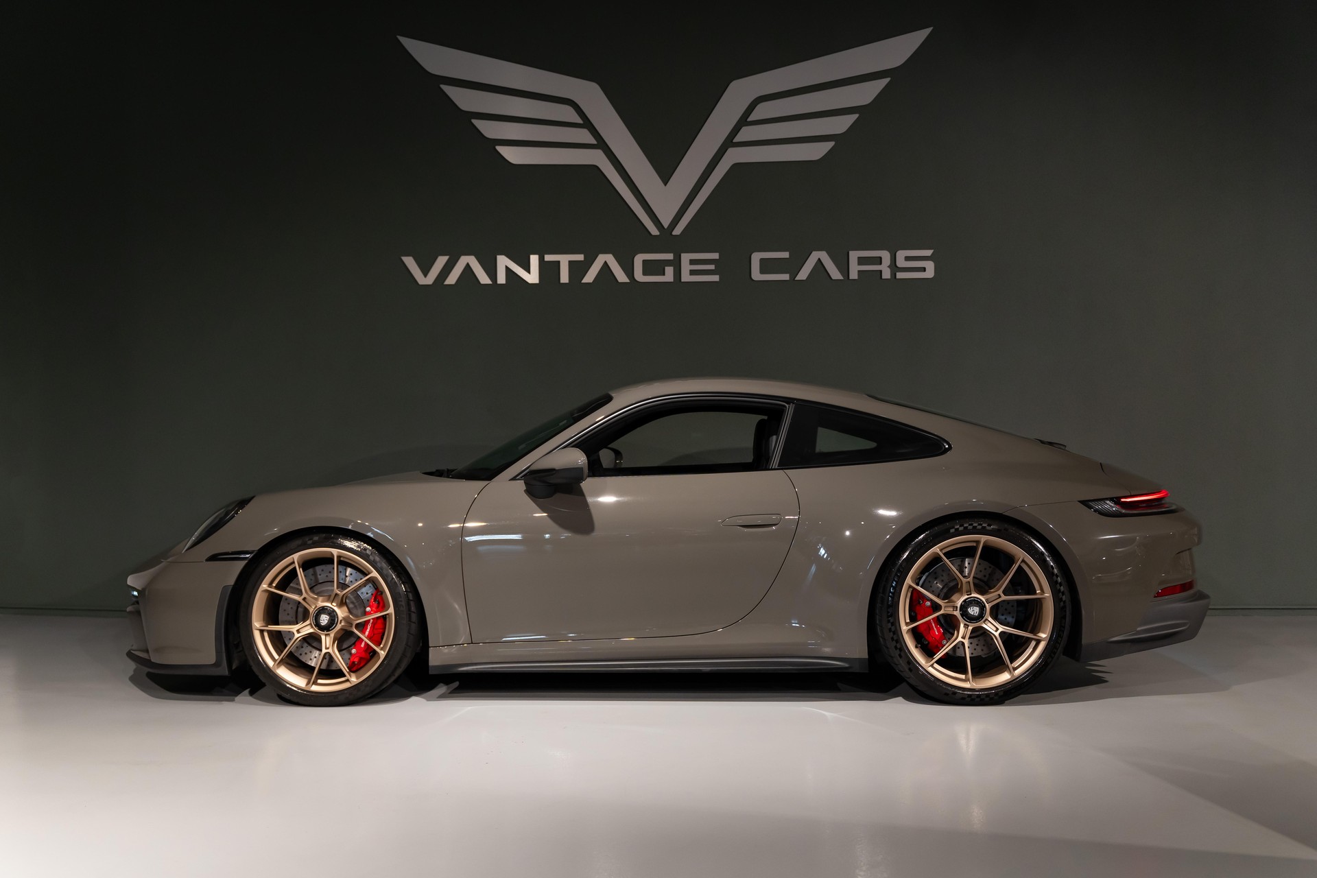 PORSCHE 911 Coupé 4.0 GT3 Touring PDK-showroom-element-1