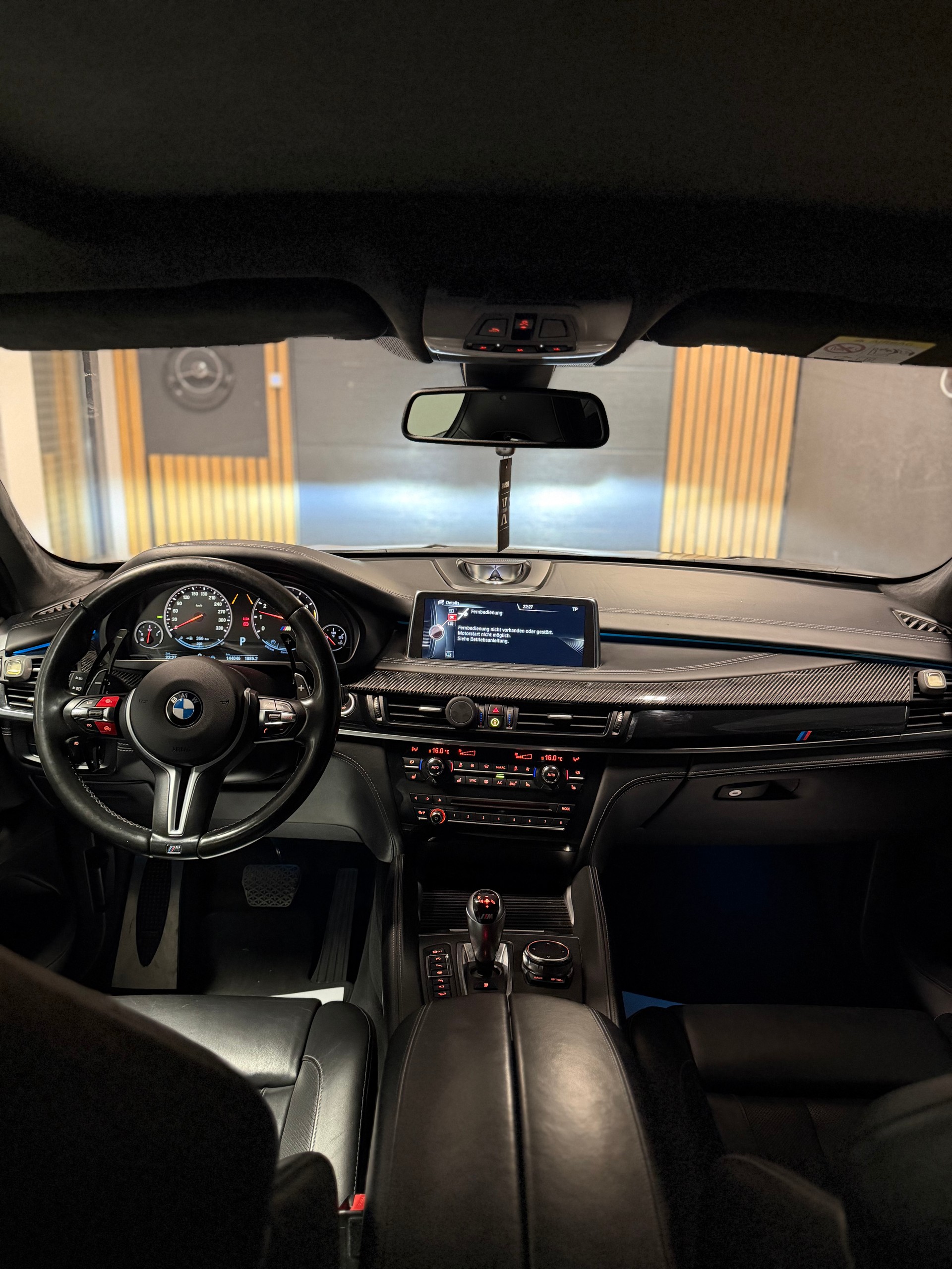 BMW X5M Steptronic-image-10