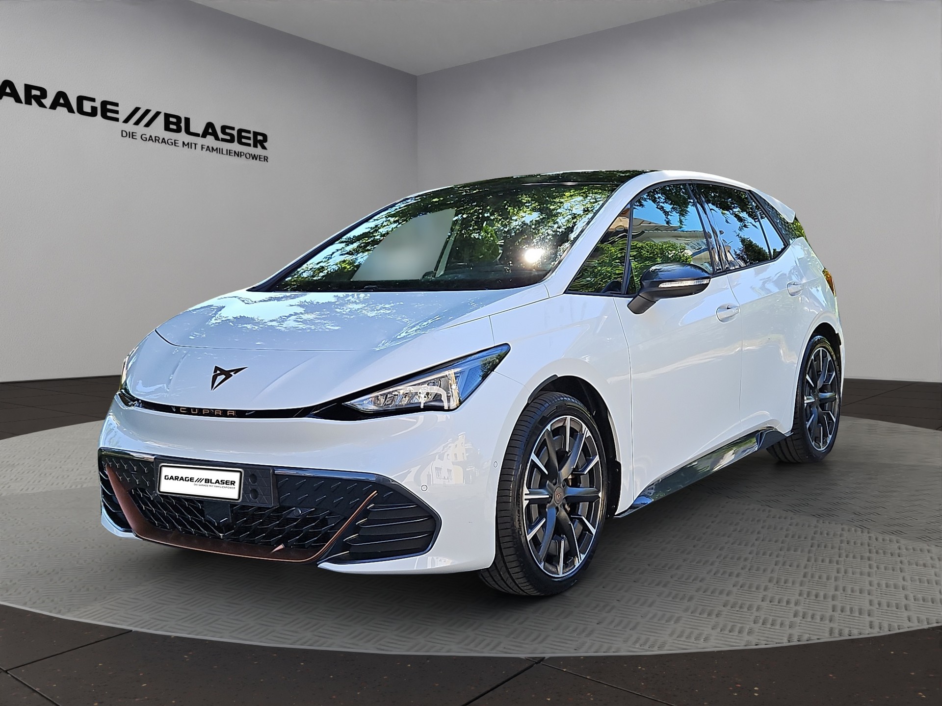 CUPRA Born 58 kWh e-Boost