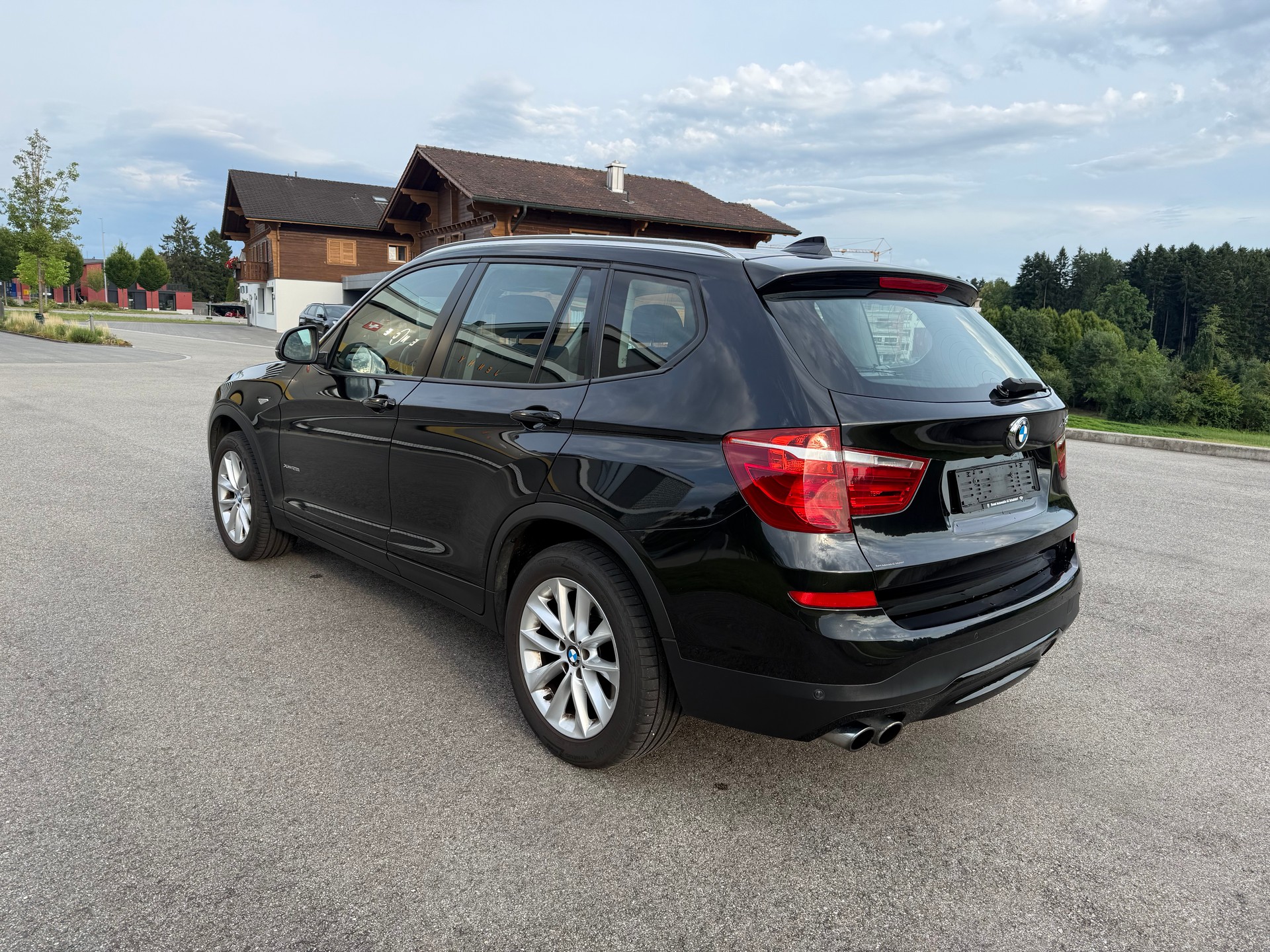 BMW X3 xDrive 28i Steptronic-image-5