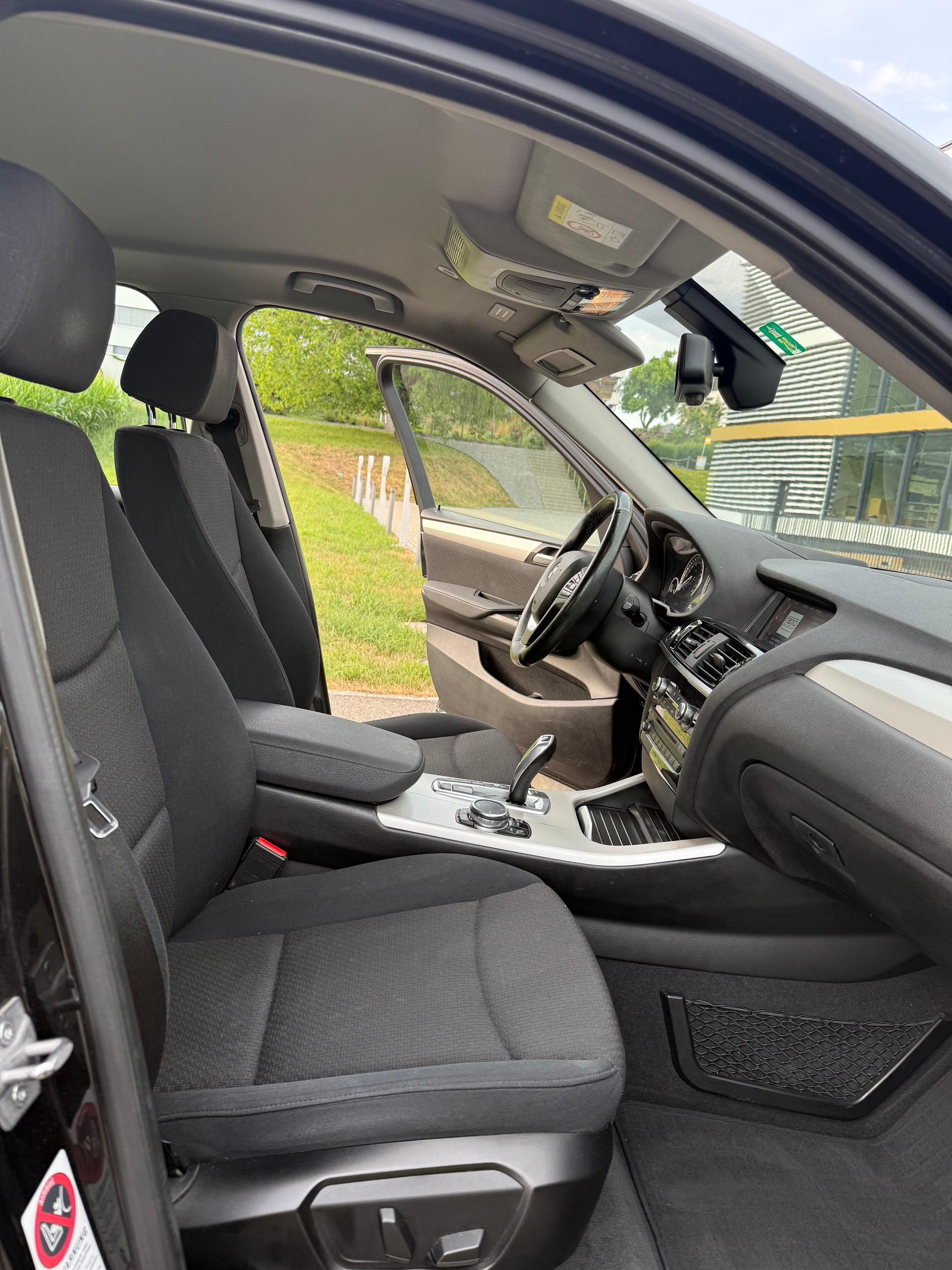 BMW X3 xDrive 28i Steptronic-image-9