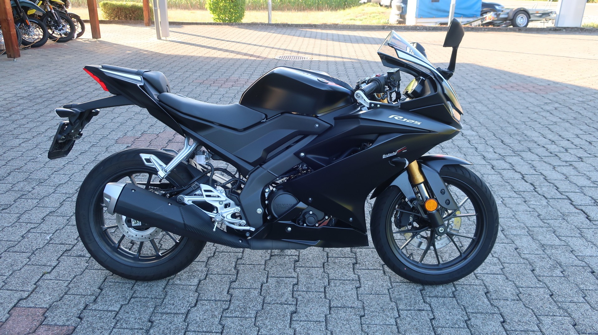 YAMAHA R 125-image-6
