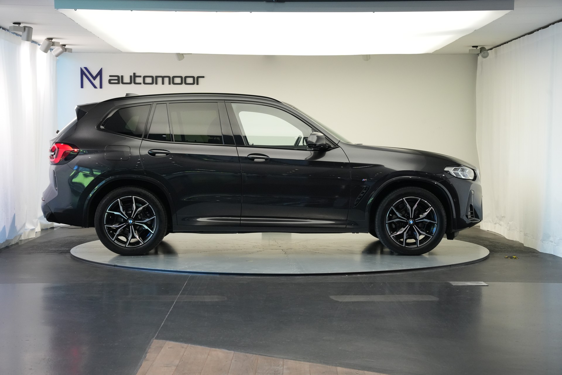 BMW X3 xDrive 48V 20d M Sport *CH-Fahrzeug* *Pano*-showroom-element-3