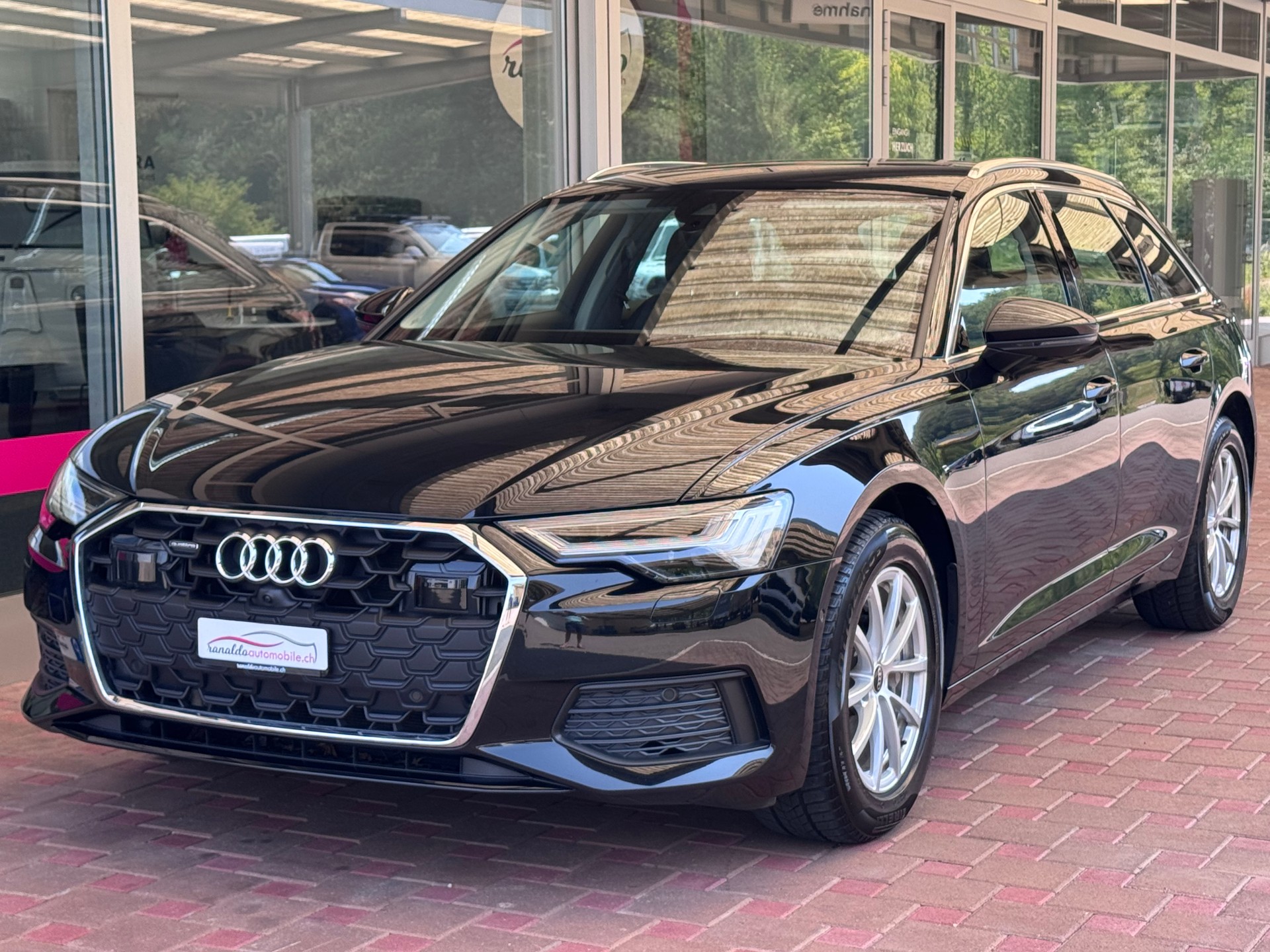 AUDI A6 Avant 40 TDI+4x4+Navi+360° Kamera+Bluetooth+ACC+Sportsitze+LED Scheinwerfer+Head-UP Display+4-Z-Klimaanlage+8-fach+-showroom-element-1