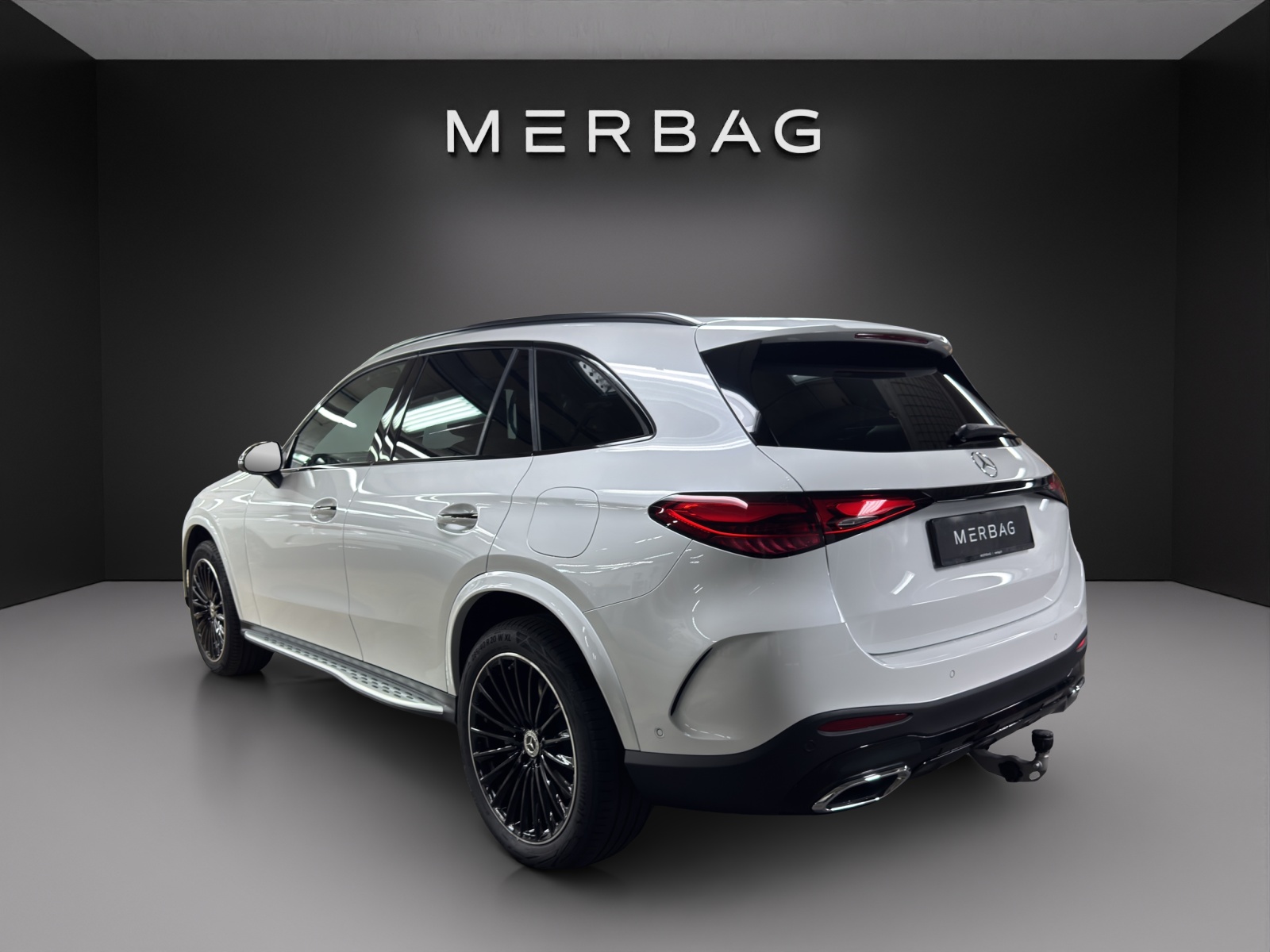MERCEDES-BENZ GLC 300 e 4Matic 9G-Tronic EQ star-image-2