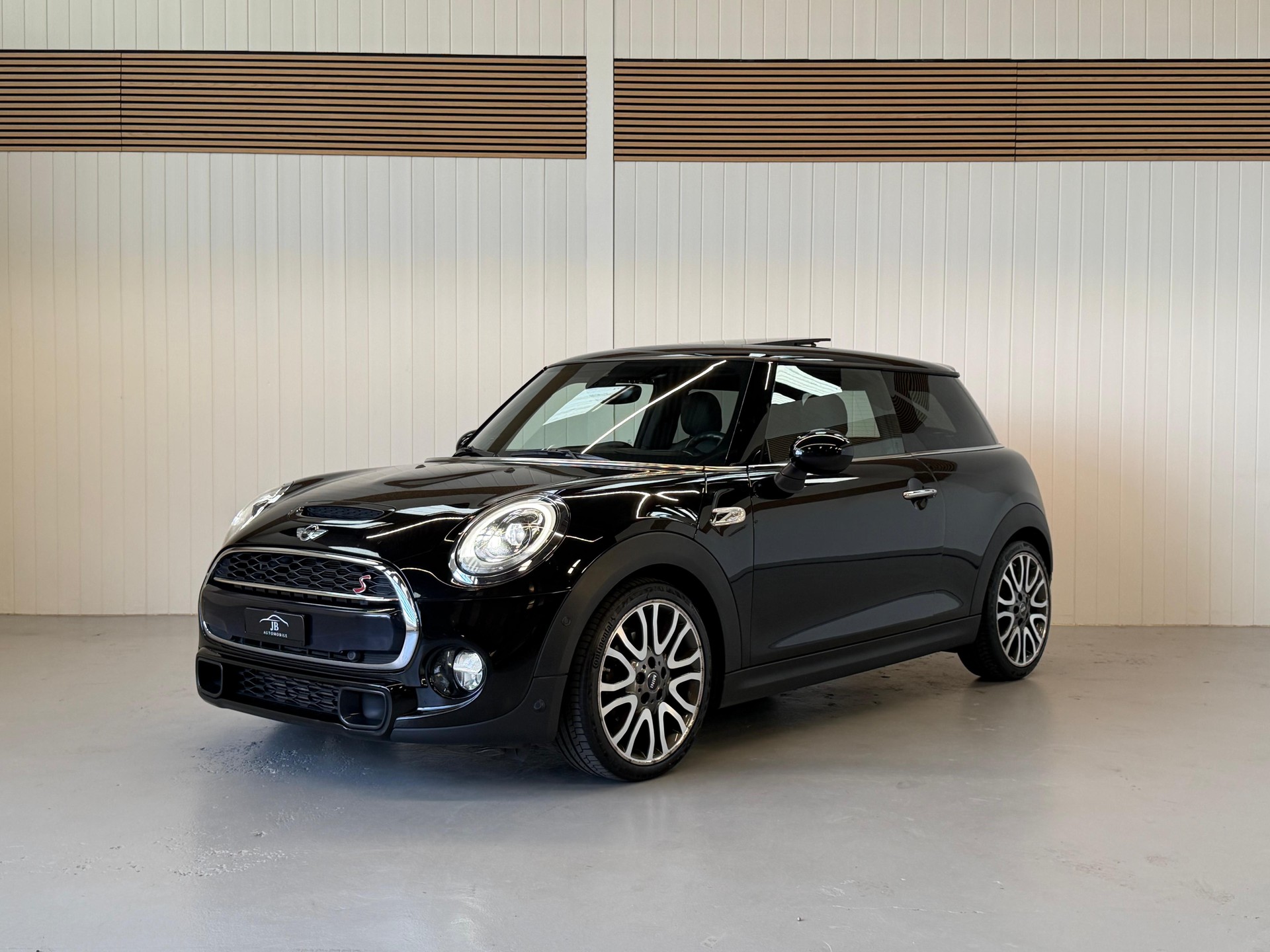 MINI Cooper S Steptronic, frisch ab MFK und Service, top Ausstattung