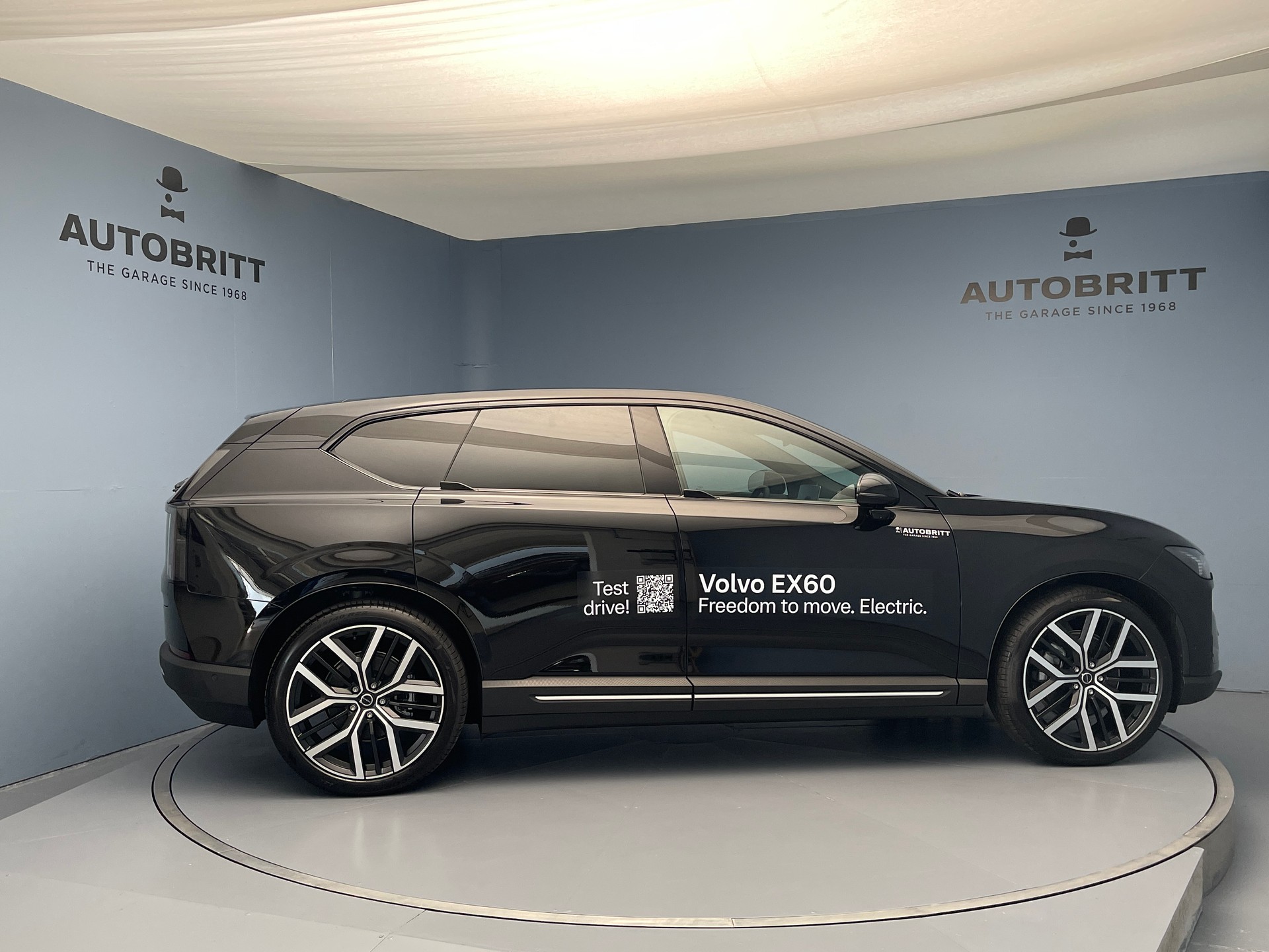 VOLVO EX60 Twin Ultra AWD-showroom-element-3