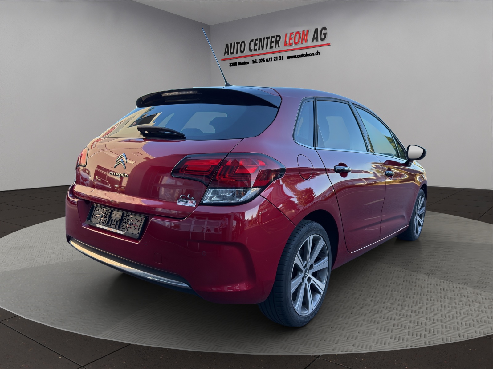 CITROEN C4 1.2 Pure Tech Feel Automatic-image-5