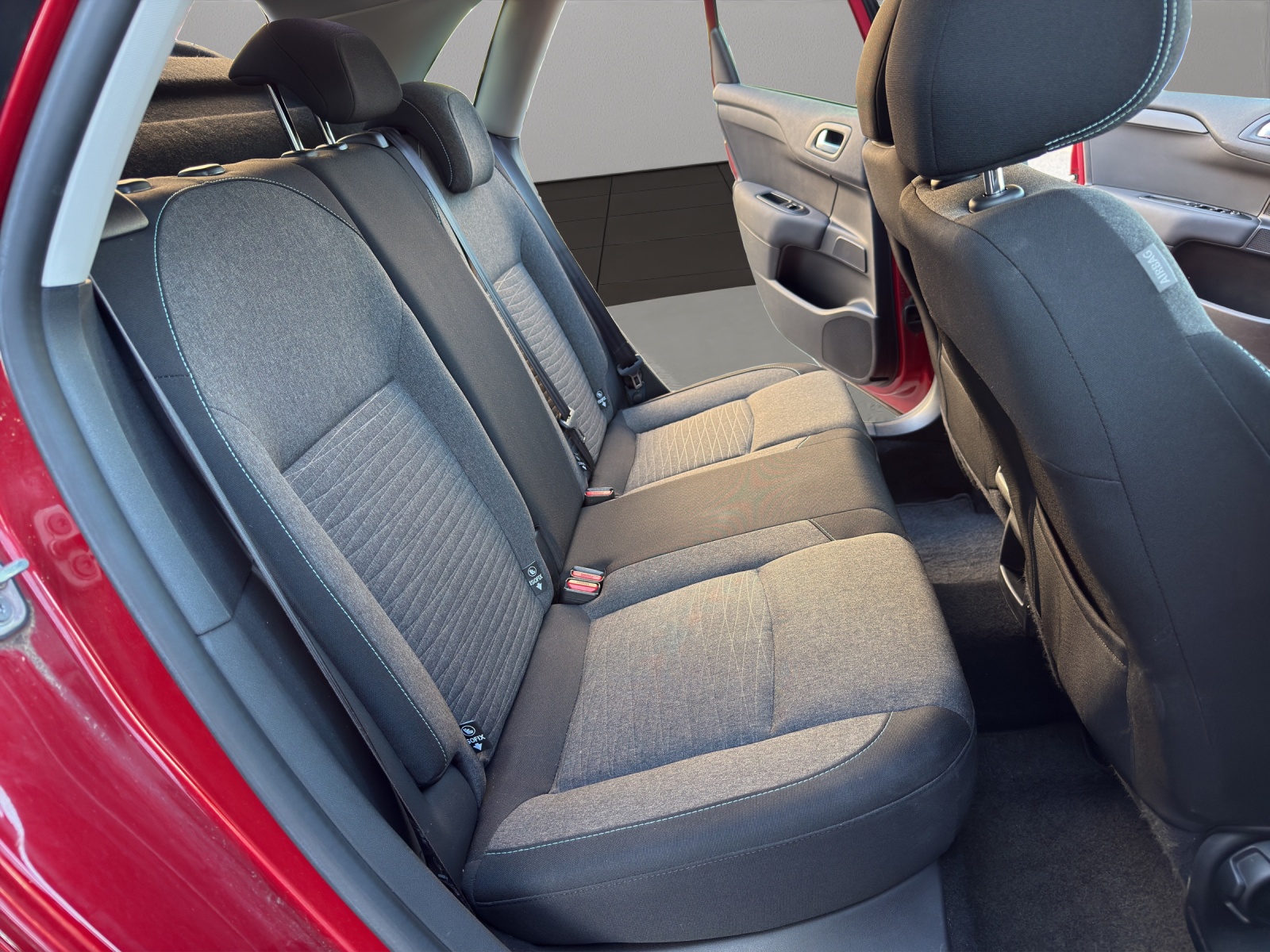 CITROEN C4 1.2 Pure Tech Feel Automatic-image-17