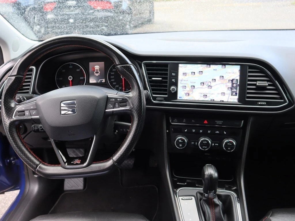 SEAT Leon ST 2.0 TDI CR FR 4Drive DSG ** Voll-Leder Ausstattung ** G.Navi **-image-9