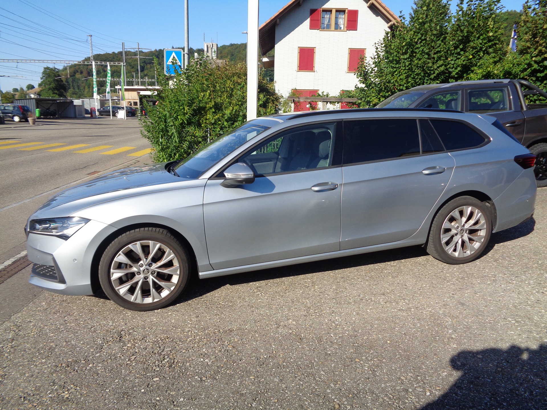 SKODA Superb Combi 2.0 TDi Selection 4x4 DSG-showroom-element-2