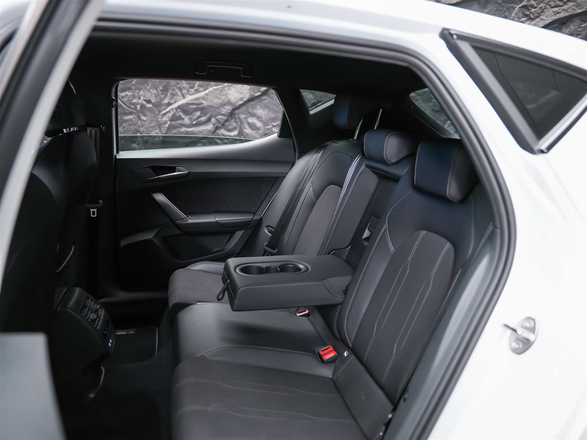 CUPRA LEON 2.0 TDI DSG *NEUES MODELL*Werksgarantie*Lenkradheizung*Assistenten*-image-12
