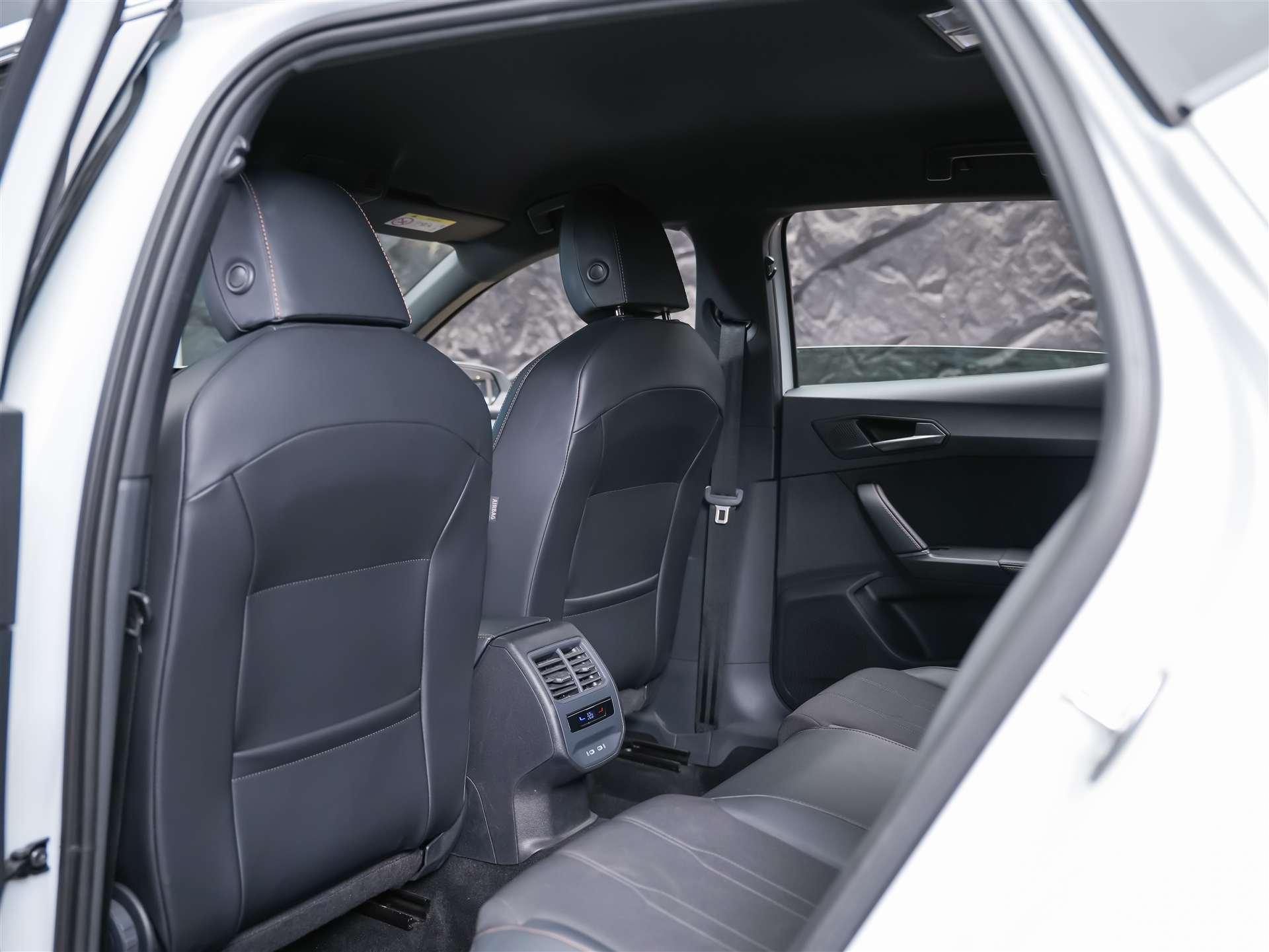 CUPRA LEON 2.0 TDI DSG *NEUES MODELL*Werksgarantie*Lenkradheizung*Assistenten*-image-11