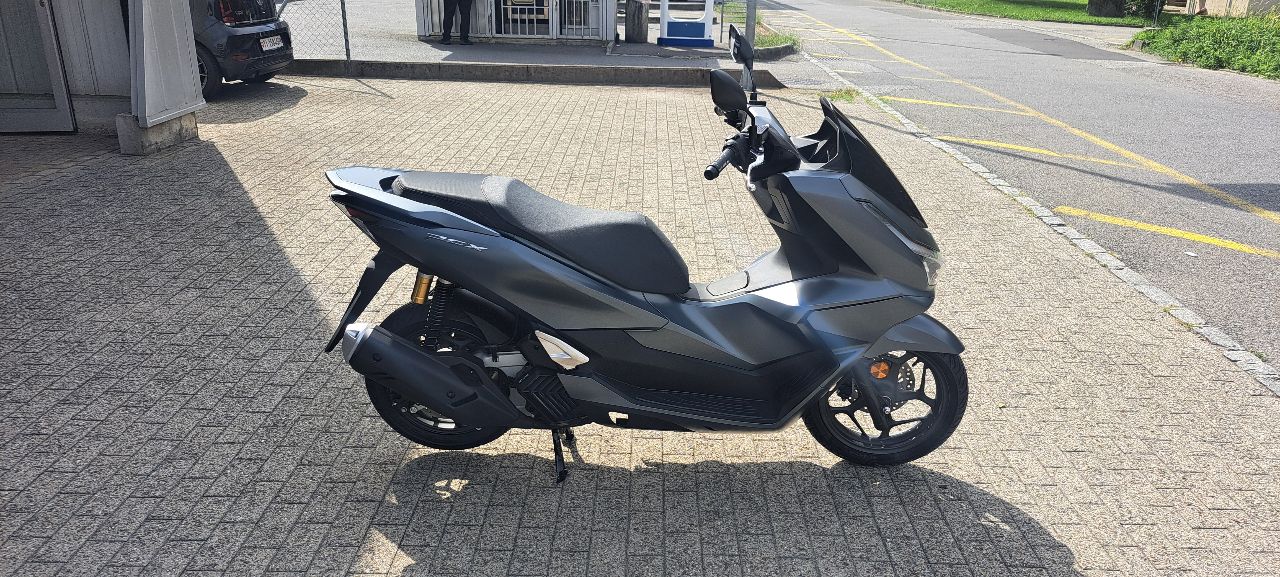 HONDA PCX 125 DX TFT. connectivity-image-0